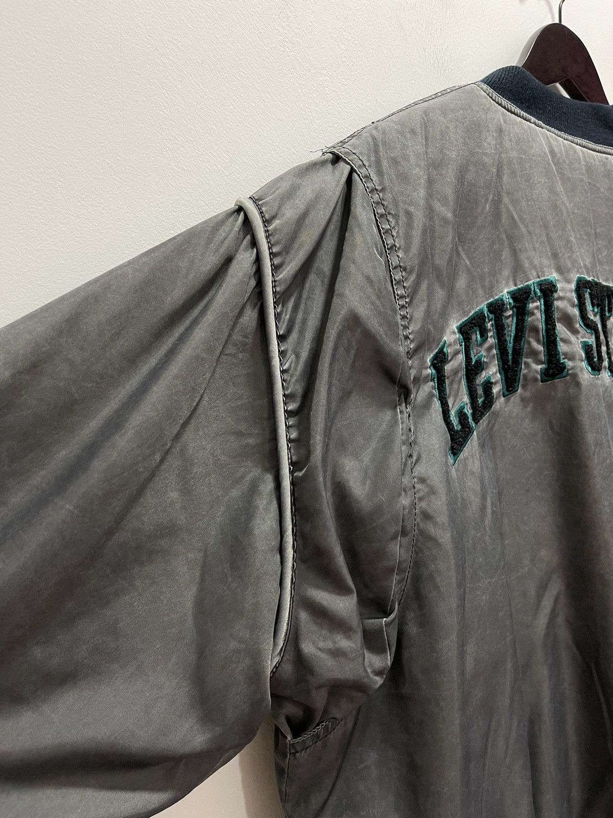 Levi's VINTAGE LEVI STARAUSS SPELL OUT KANYE STYLE BOMBER JACKET Size US M / EU 48-50 / 2 - 3 Thumbnail