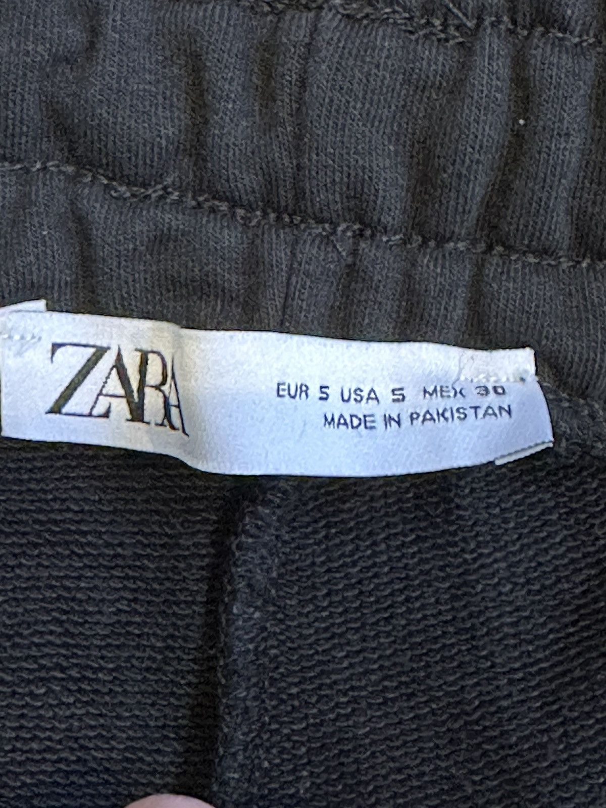 Zara Zara Black Shorts Size Small Size US 30 / EU 46 - 4 Thumbnail