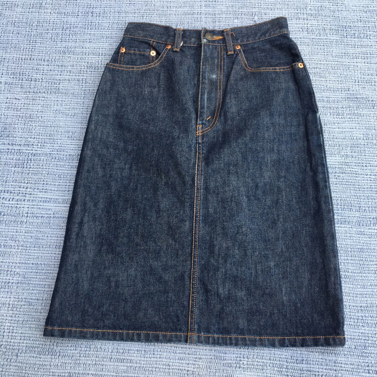Levi's vintage 00’ denim skirt Size 26" / US 2 / IT 38 - 1 Thumbnail