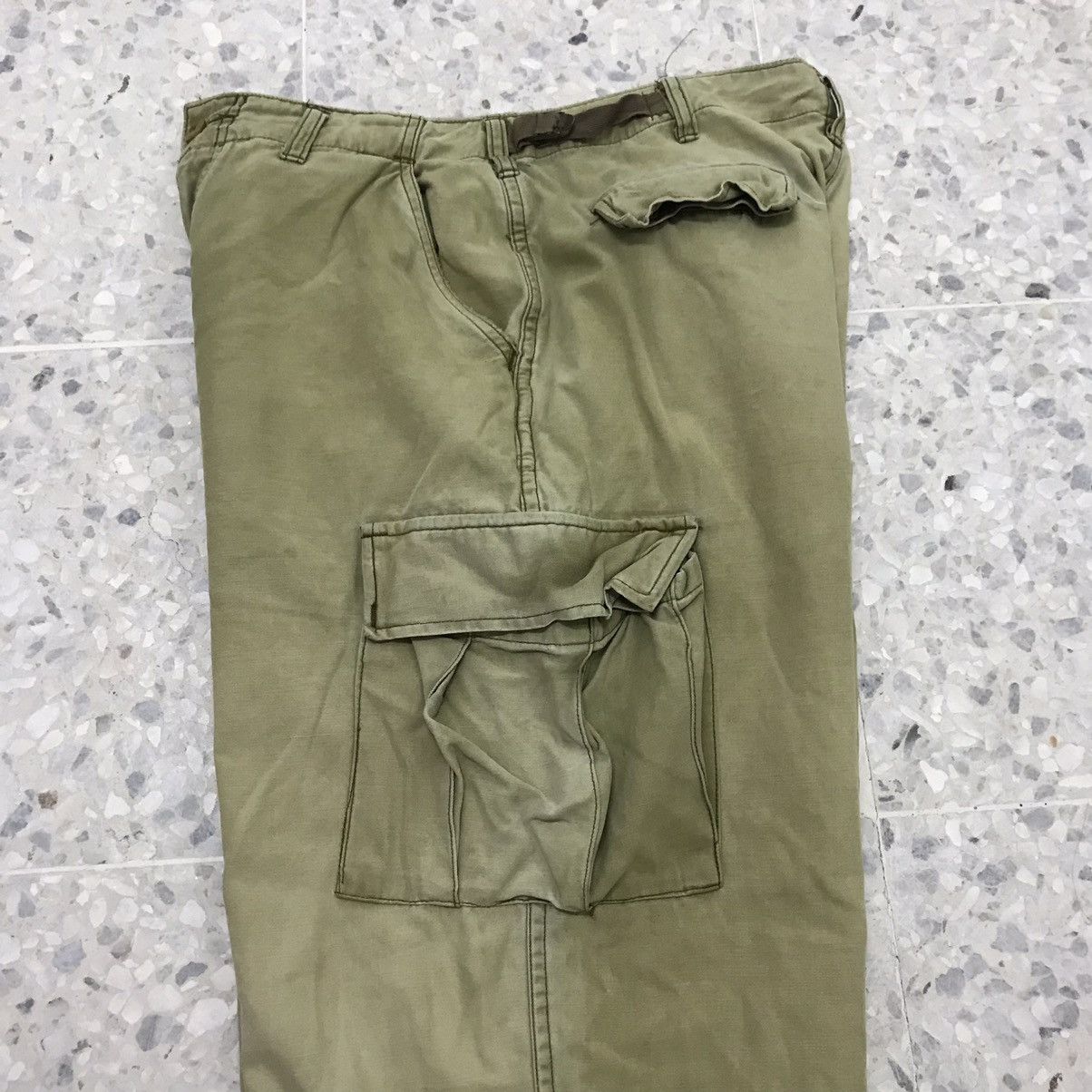 Vintage Vintage Unknown Military Loose Cut Cargo Pants Size US 32 / EU 48 - 12 Thumbnail