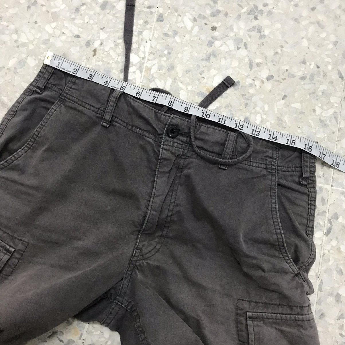 Japanese Brand Vintage Uniqlo Faded Colour Straight Cut Cargo Pants Size US 33 - 12 Thumbnail