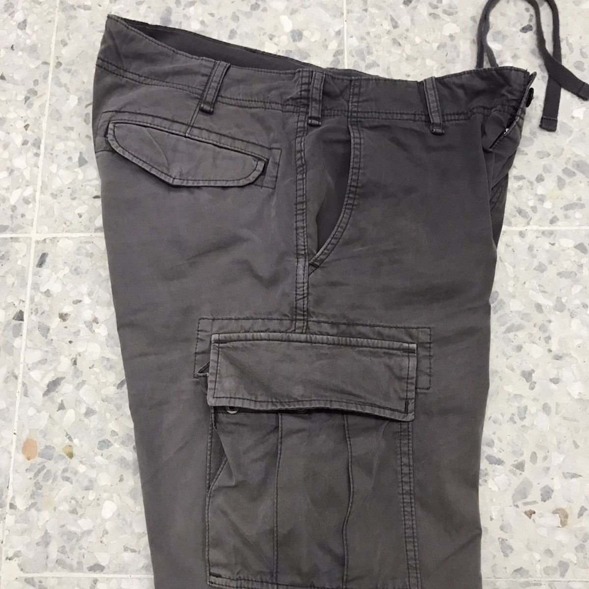 Japanese Brand Vintage Uniqlo Faded Colour Straight Cut Cargo Pants Size US 33 - 11 Thumbnail