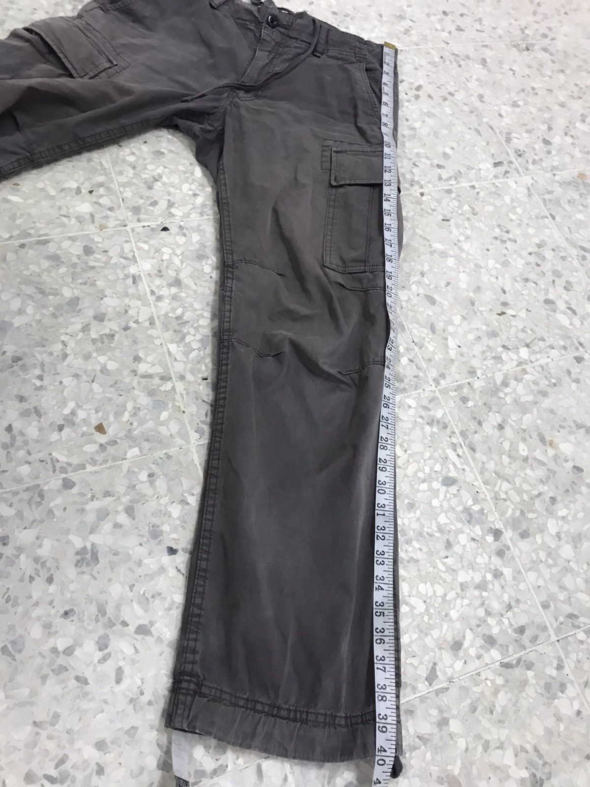 Japanese Brand Vintage Uniqlo Faded Colour Straight Cut Cargo Pants Size US 33 - 14 Thumbnail