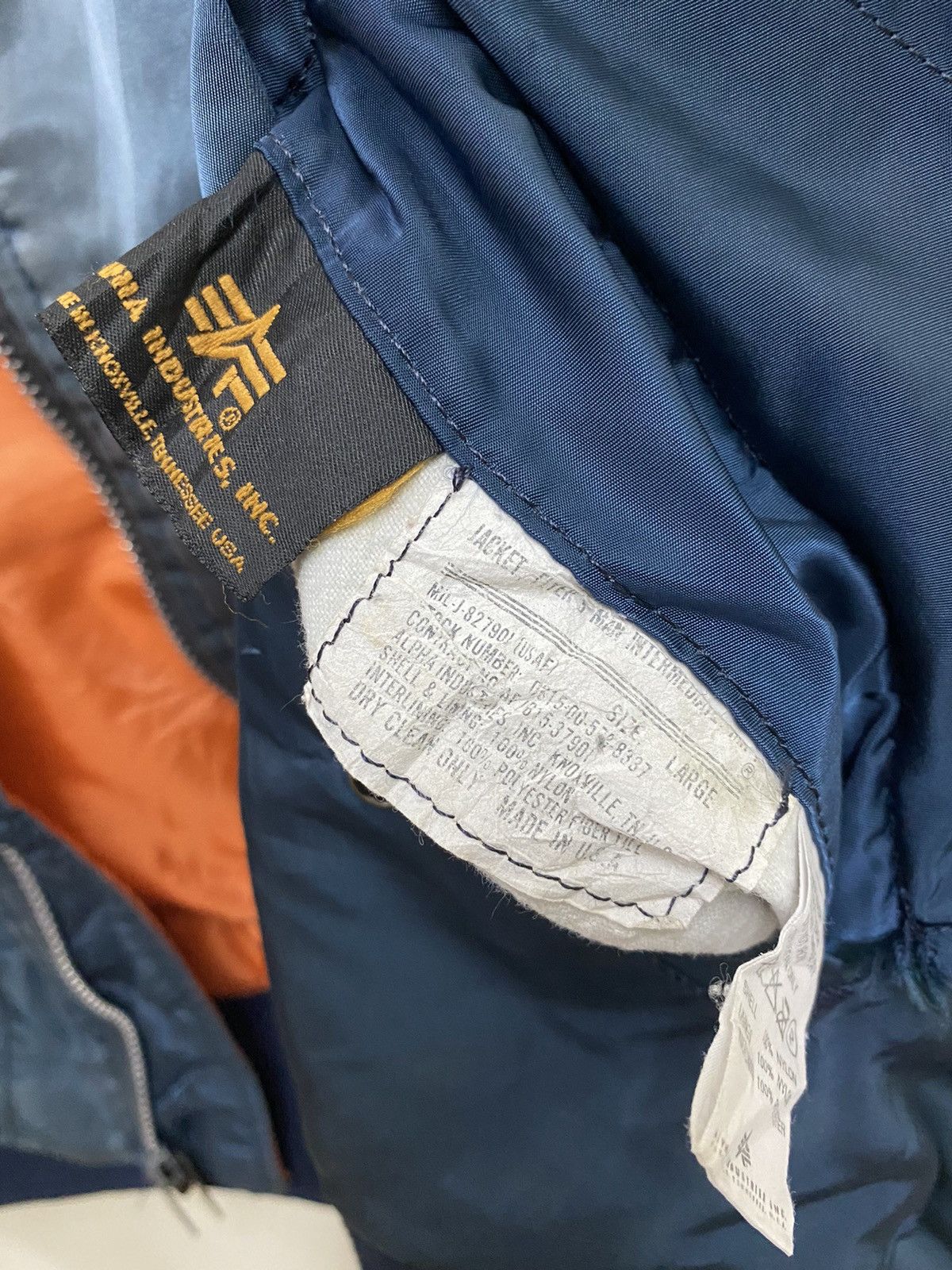 Alpha Industries × Vintage Vintage Alpha Industries MIL-J-827901 USAF Bomber Jacket Size US L / EU 52-54 / 3 - 6 Thumbnail