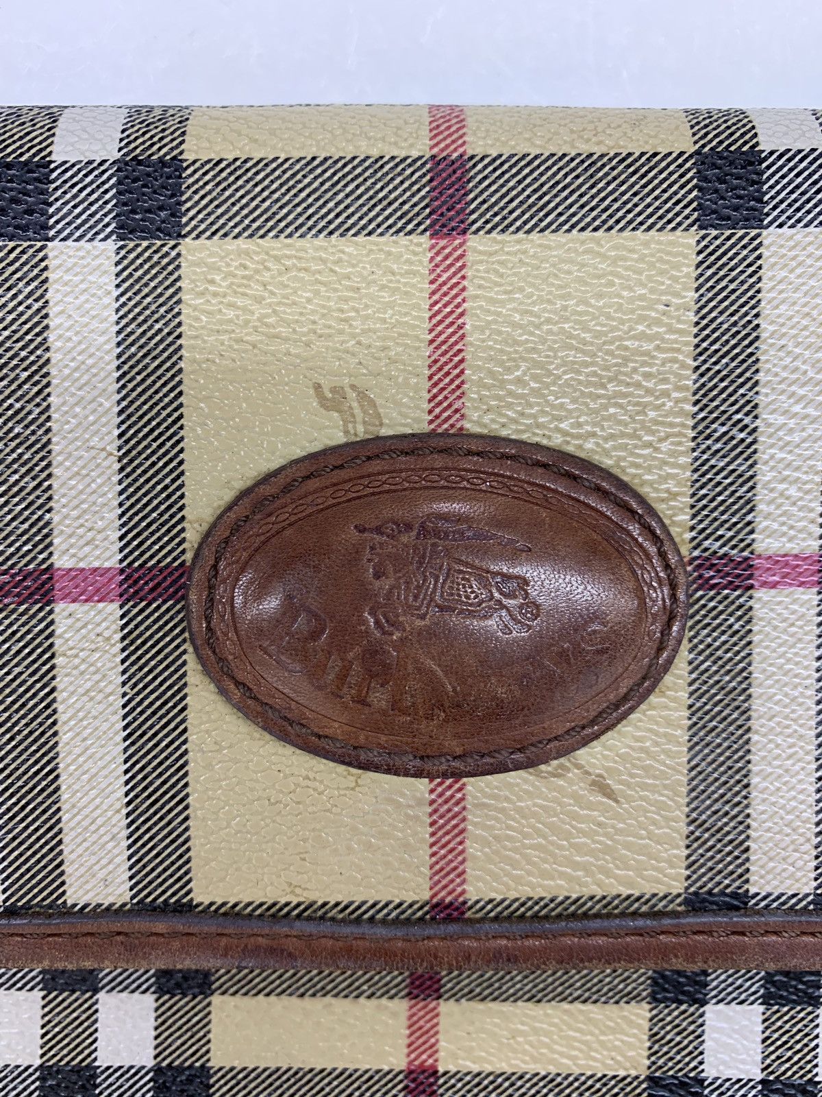 Burberry × Vintage 🔥Authentic Burberry's Monogram Crossbody Sling Bag Size ONE SIZE - 16 Thumbnail