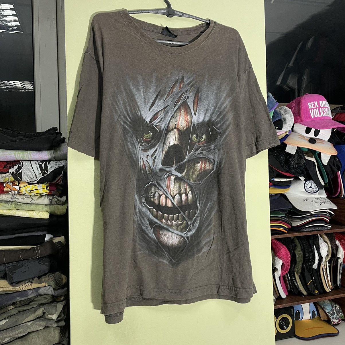 Vintage Vintage Y2K Sun Faded Skull Graphic Tee Horror Punk Boxy XXL Size US XXL / EU 58 / 5 - 3 Thumbnail