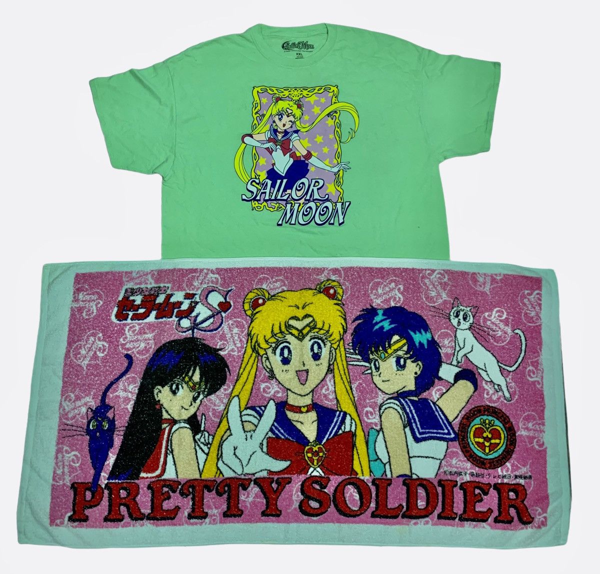 Anime LOT COMBO Tshirts+Towel Vintage Sailor Moon Pretty Soldier Size US XXL / EU 58 / 5 - 1 Thumbnail