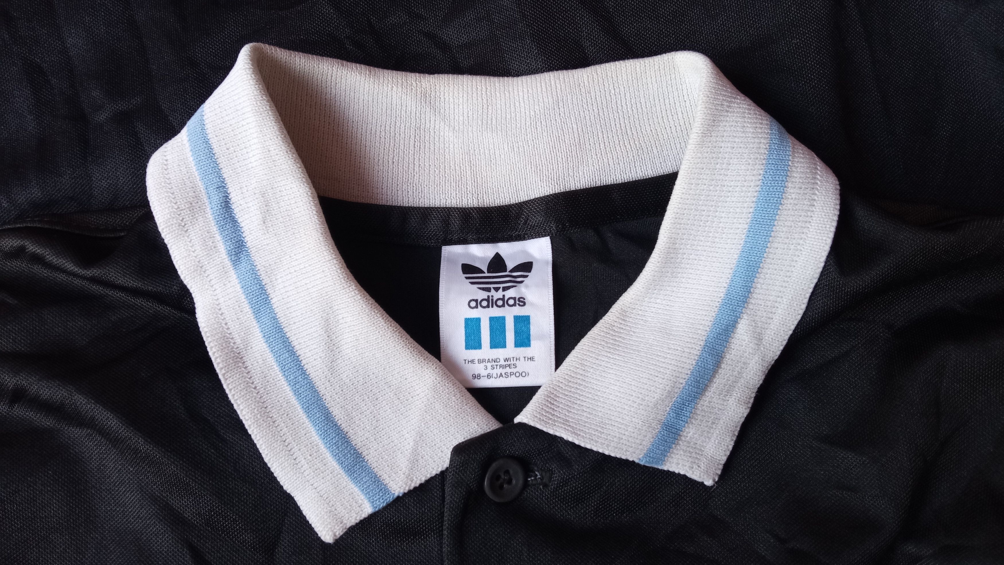 Adidas × Descente × Vintage 🔥🔥Vtg Adidas Descente 3 Stripe Embroidery Logo T-Shirt Size US M / EU 48-50 / 2 - 9 Thumbnail