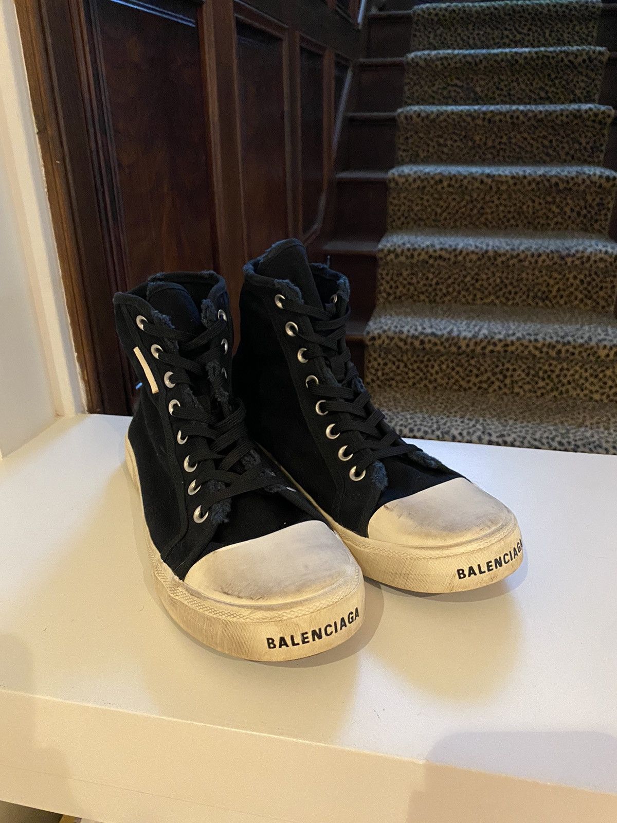 Balenciaga Drops Distressed Paris Sneakers For Rs. 1.4 Lakh & People Say It  Is Crazy