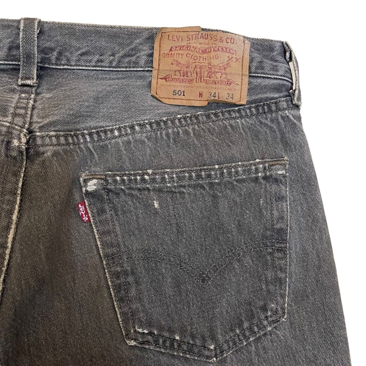 Levi's 90s Levi's 501 Distressed Black Denim W 33 L 31.5 Size US 33 - 12 Thumbnail