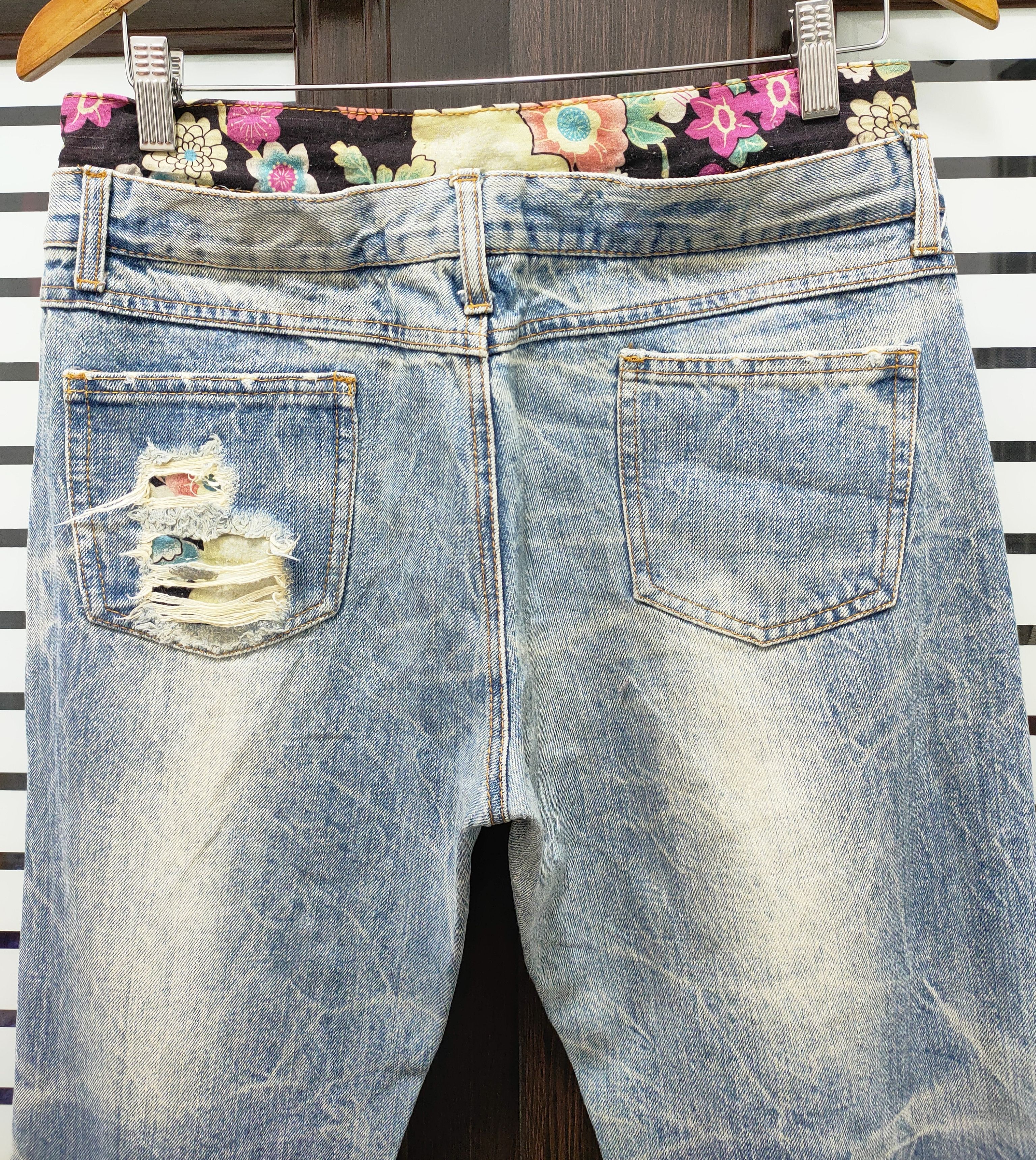 Japanese Brand 💥Flared Double Waist Genuine Playchess Japanese Brand 💥 Size US 31 - 3 Thumbnail