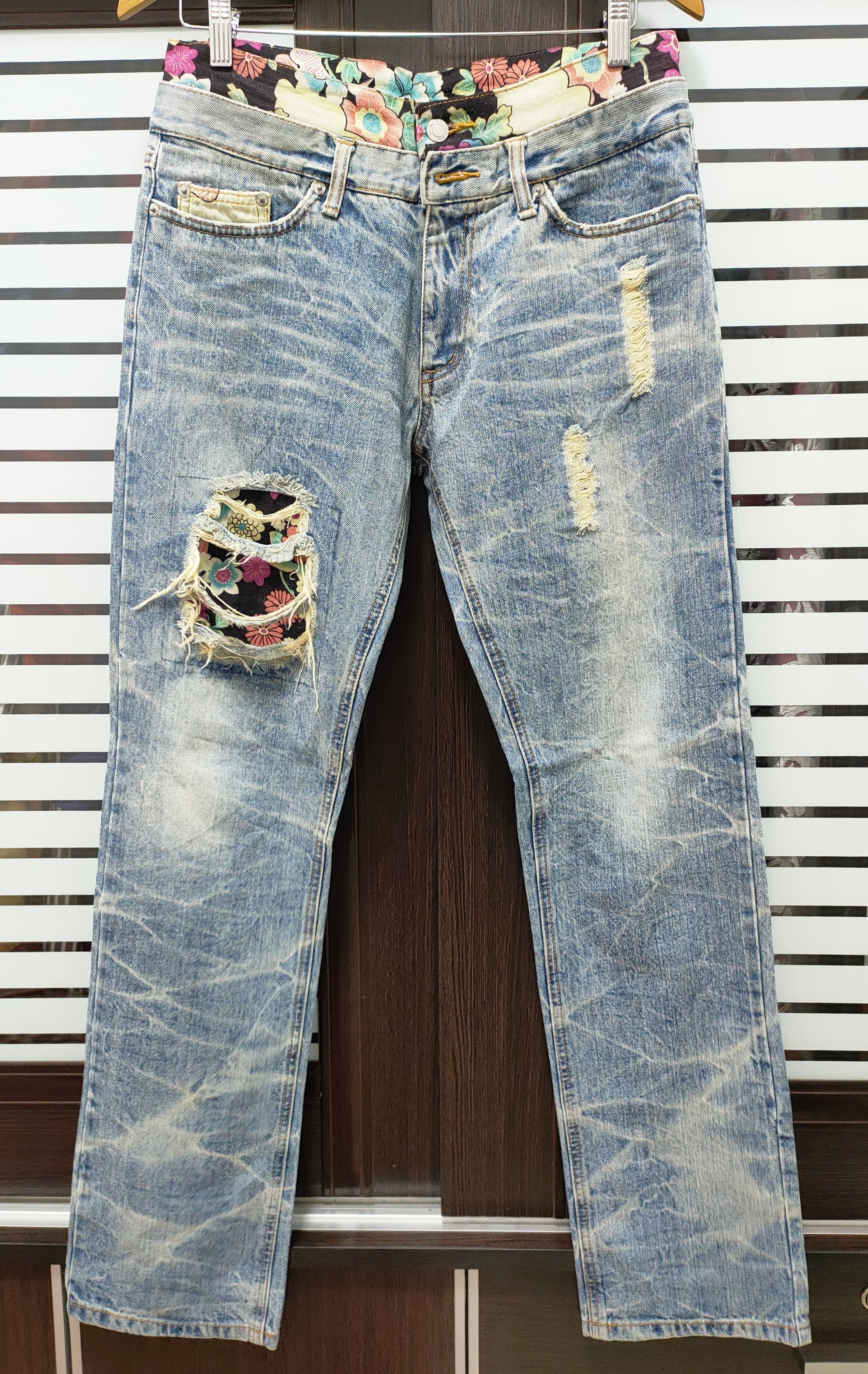 Japanese Brand 💥Flared Double Waist Genuine Playchess Japanese Brand 💥 Size US 31 - 2 Thumbnail