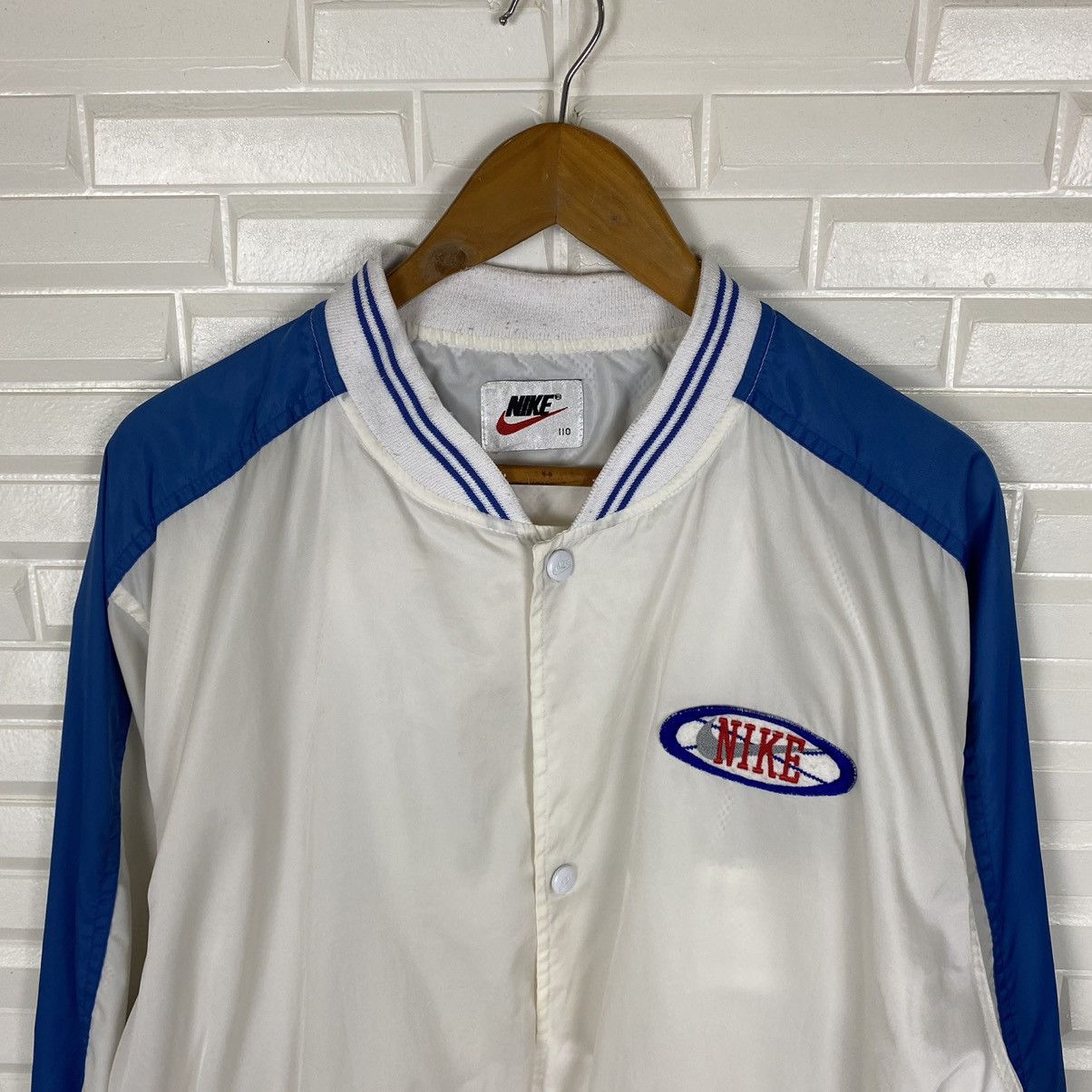 Nike VINTAGE NIKE NYLON VARSITY JACKET NICE DESIGN Size US L / EU 52-54 / 3 - 5 Thumbnail