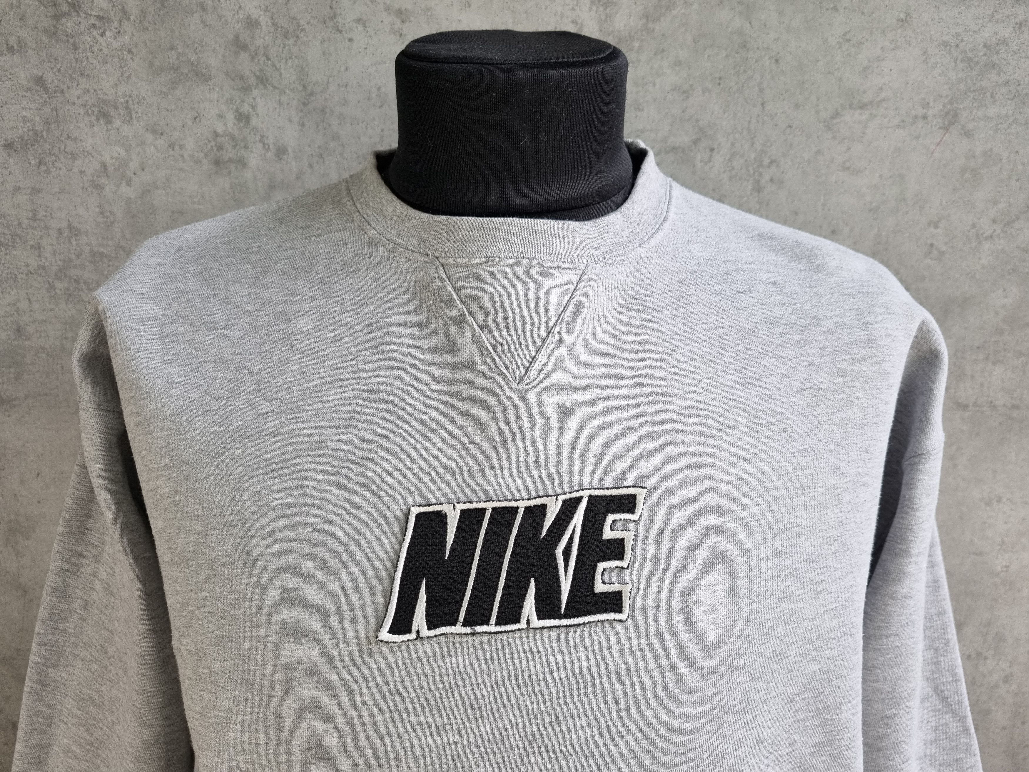 Nike × Vintage Rare 90s NIKE Box Logo Vintage Sweatshirt Rare Size US XL / EU 56 / 4 - 4 Thumbnail