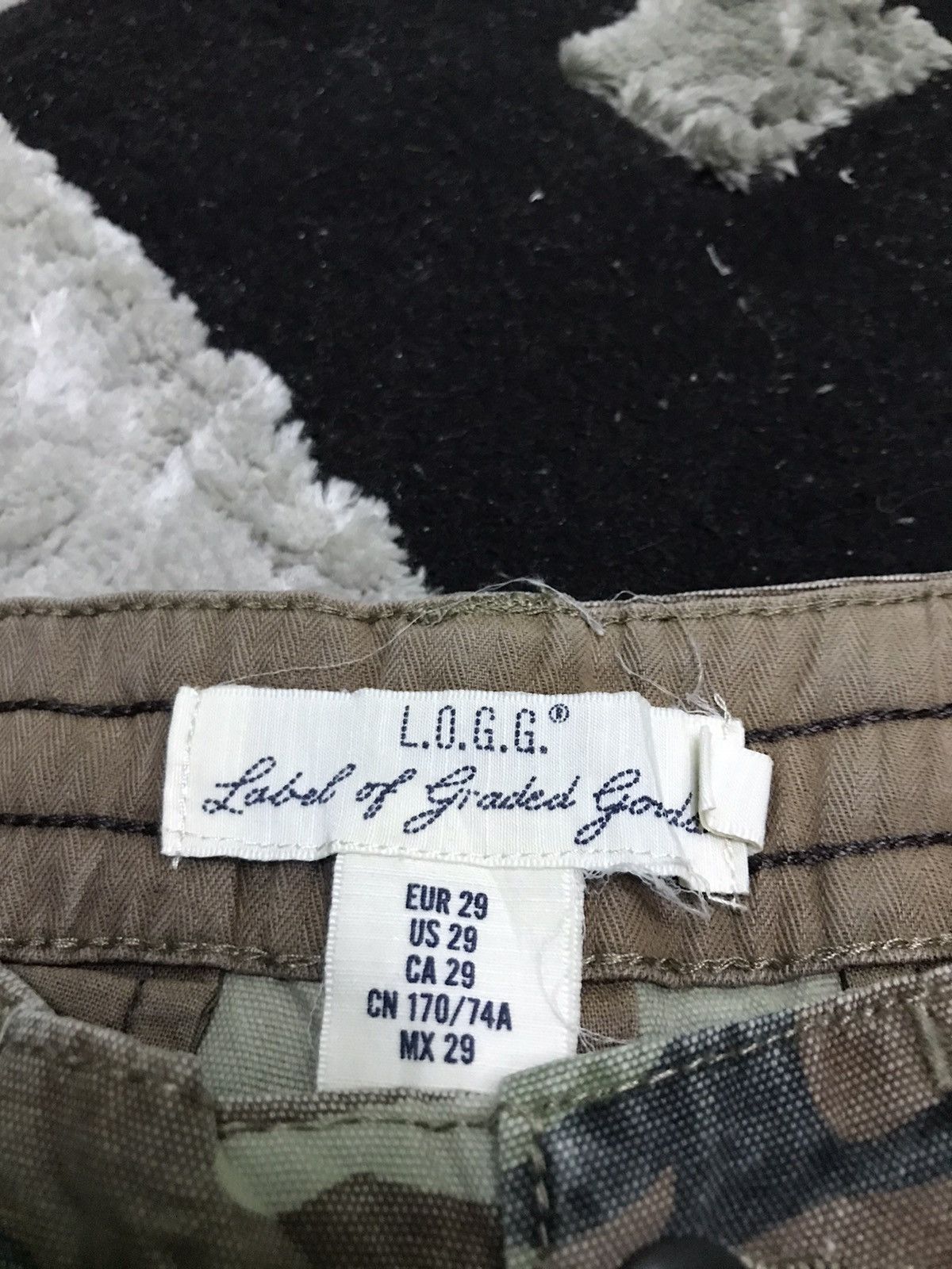 Other 29x29 army camouflage cargo pants Size US 29 - 2 Thumbnail