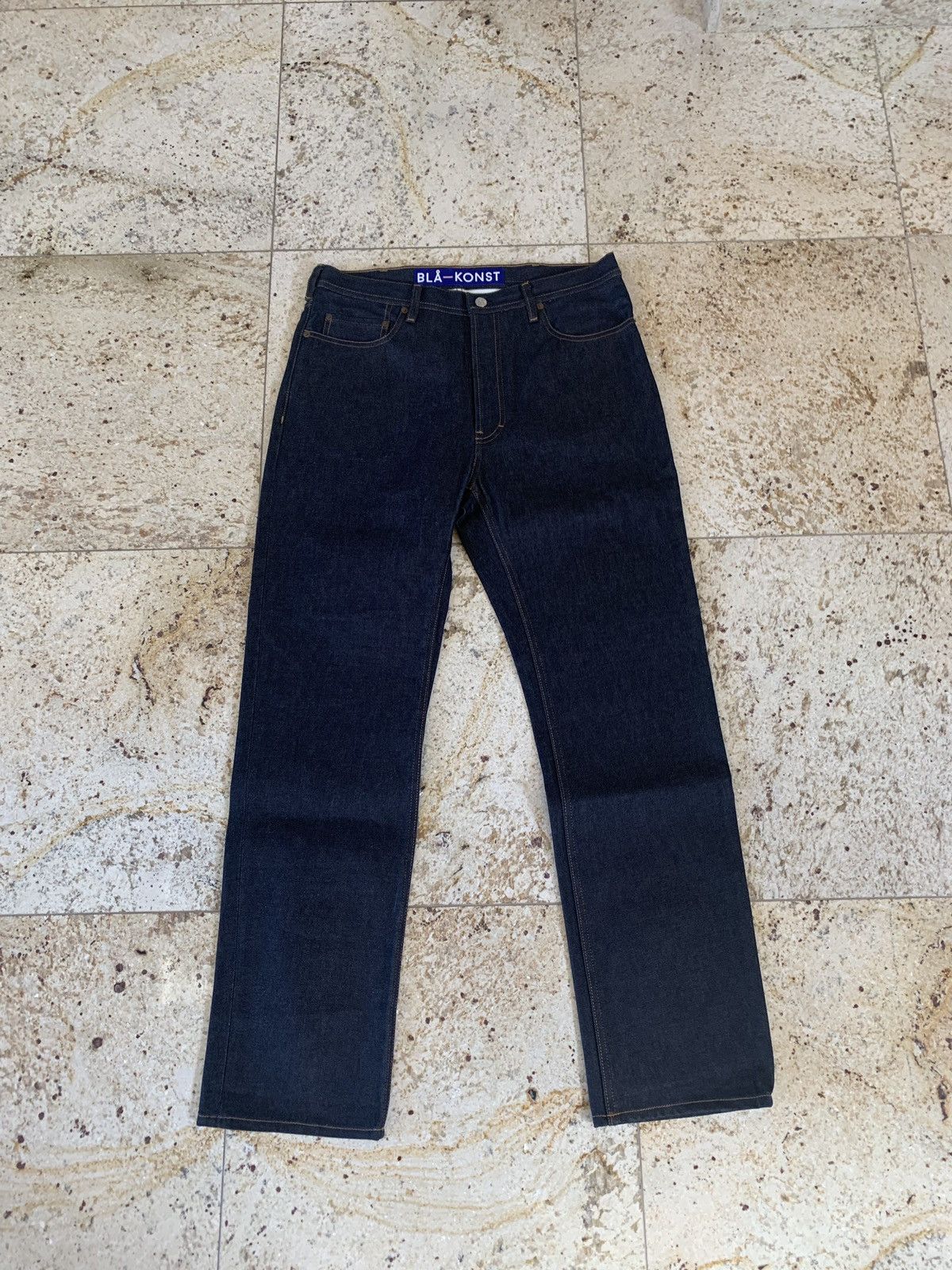Land Denim in Indigo