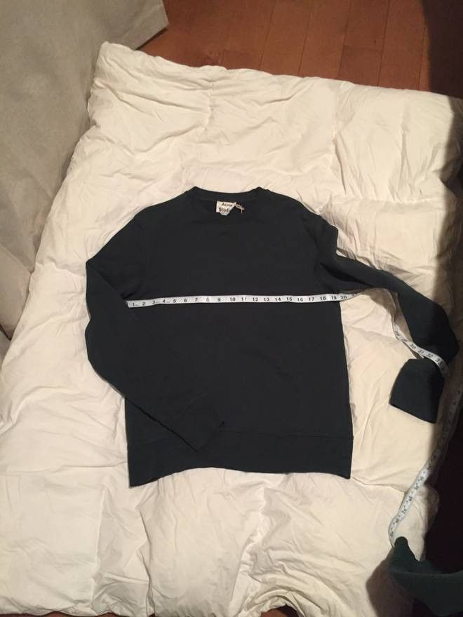 Fits XS-S Casey Spruce Green Crew Neck