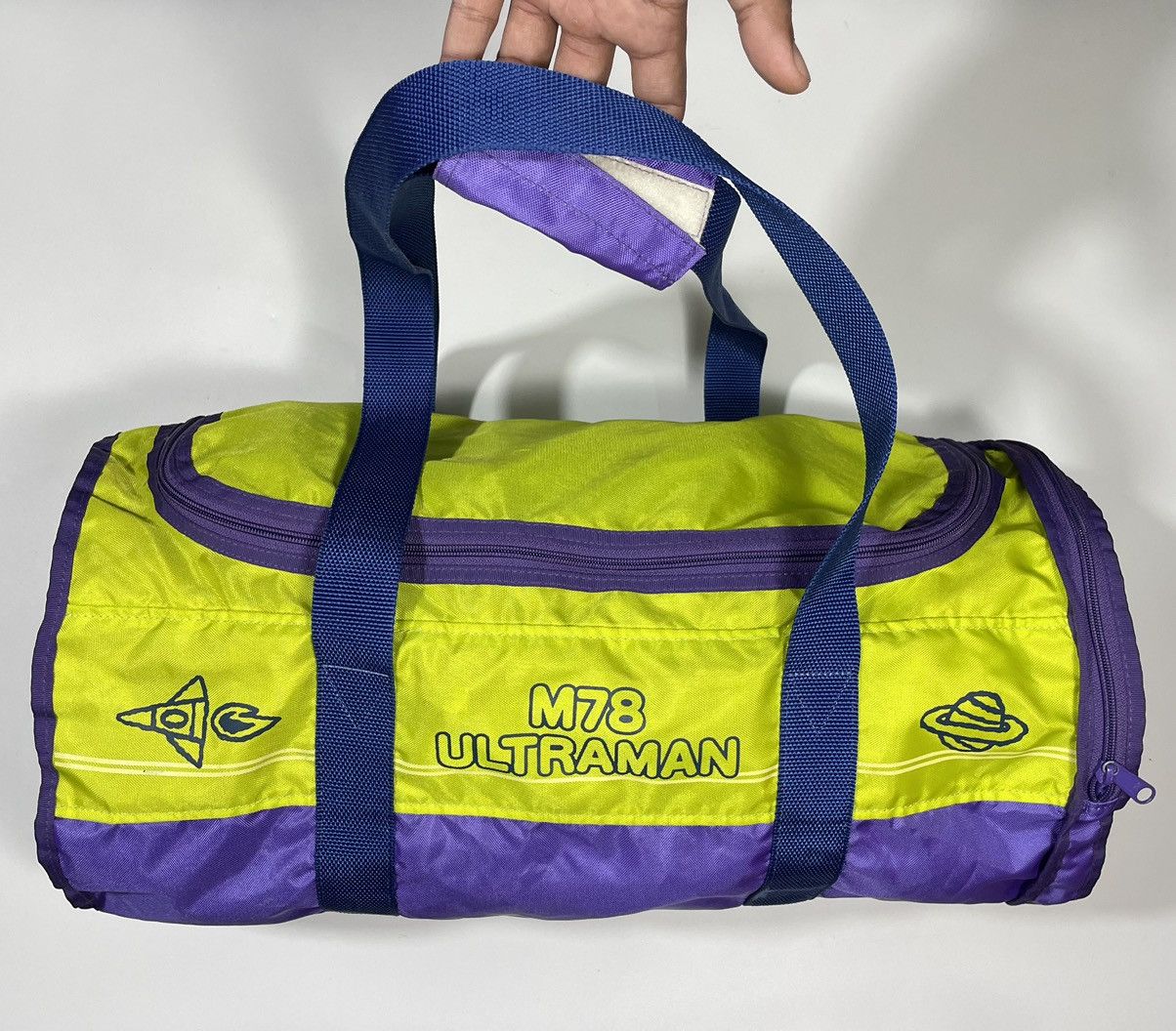 Anime × Japanese Brand × Vintage Vintage 1998 Ultraman M78 Anime Bandai Japan Duffle Bag comi Size ONE SIZE - 4 Thumbnail