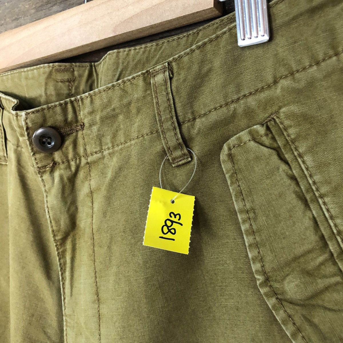 Japanese Brand DL Uniqlo Mustard Brown Cargo Multipocket Pants #1893 Size US 33 - 10 Thumbnail