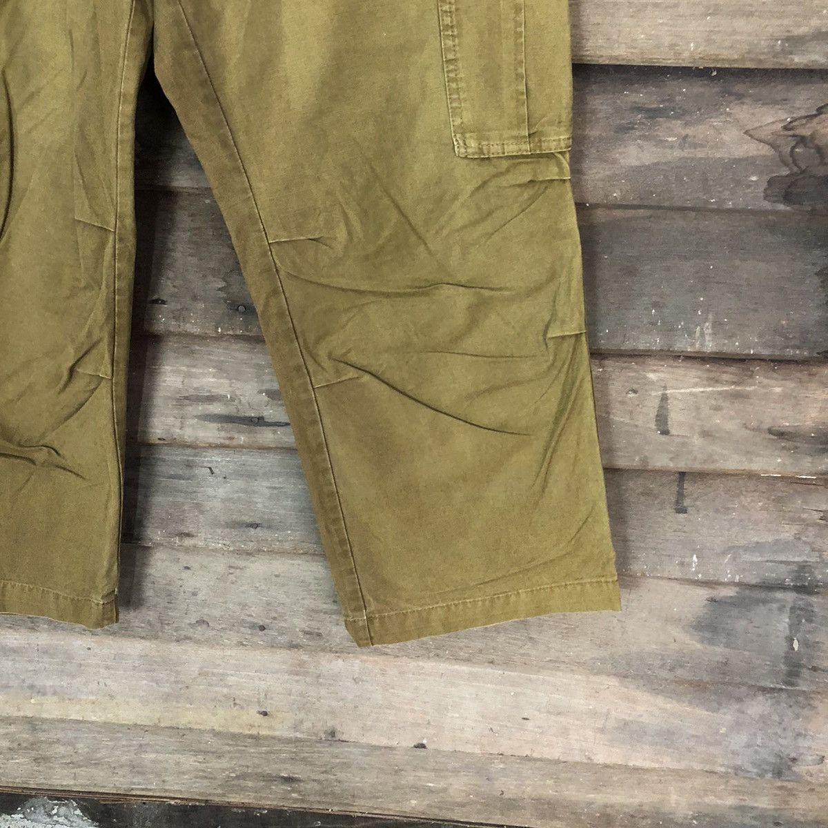 Japanese Brand DL Uniqlo Mustard Brown Cargo Multipocket Pants #1893 Size US 33 - 9 Thumbnail