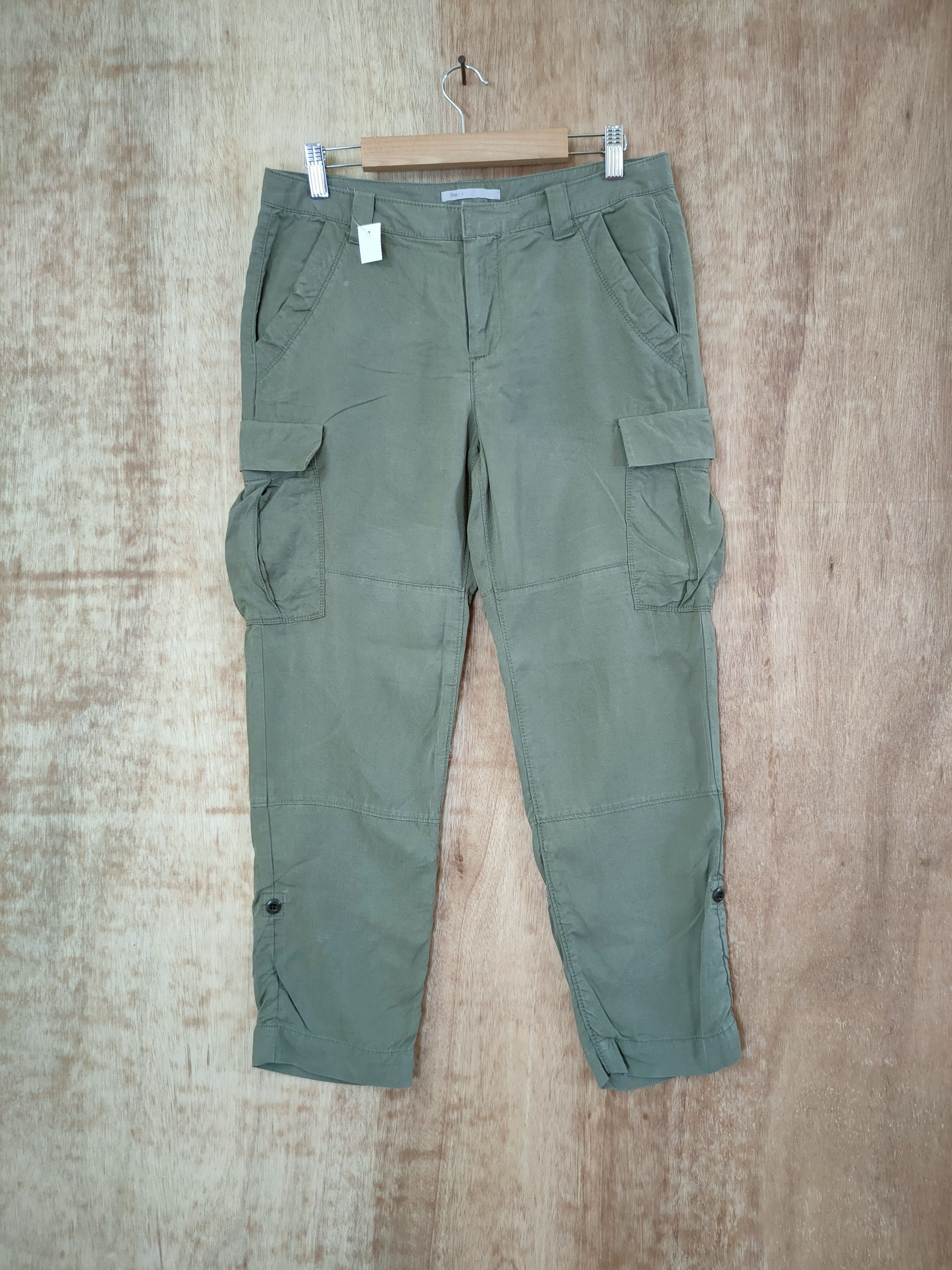 Gap Gap multi pocket utility vintage cargo pants #46-615 Size US 31 - 1 Thumbnail