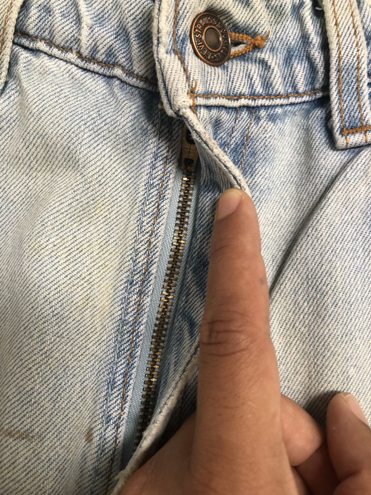 Jean × Levi's × Vintage Vintage 90s Levis 512 Slim Fit Tapered Leg Jean L49 Size US 30 / EU 46 - 4 Thumbnail