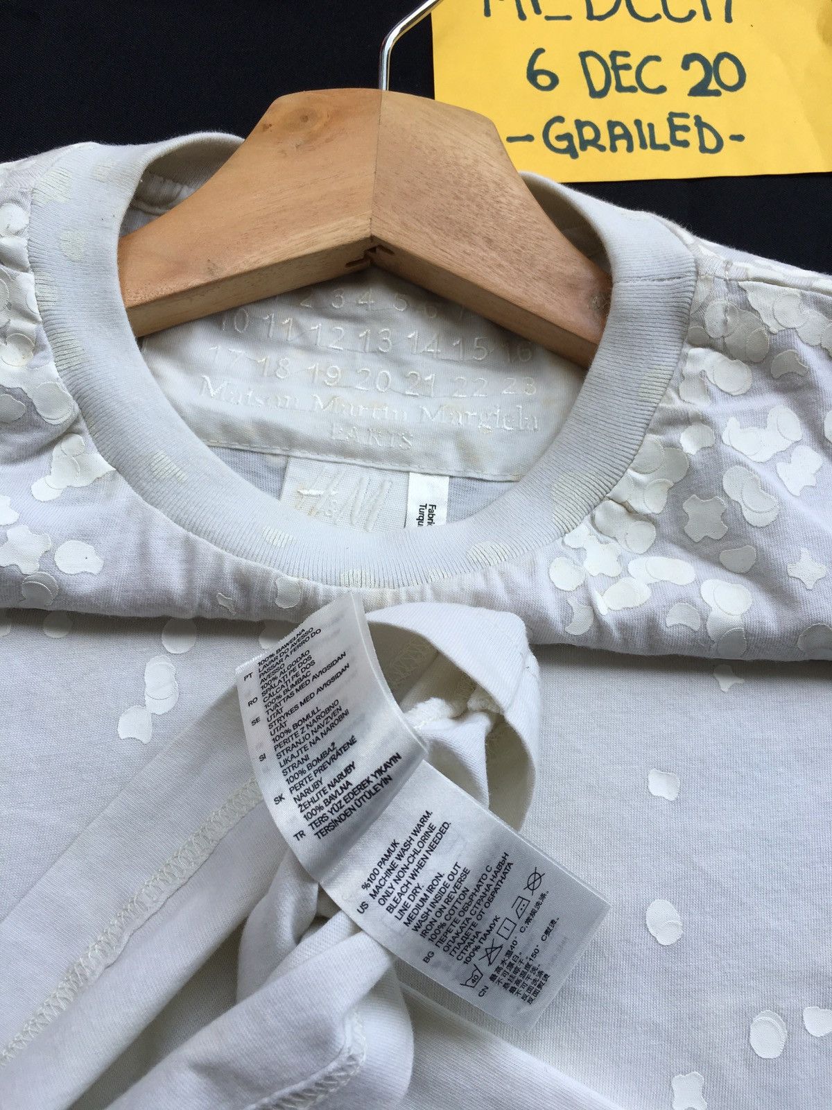 H&M × Maison Margiela Rare Maison Margiela x H&M Dots Print T shirt Size US S / EU 44-46 / 1 - 9 Thumbnail