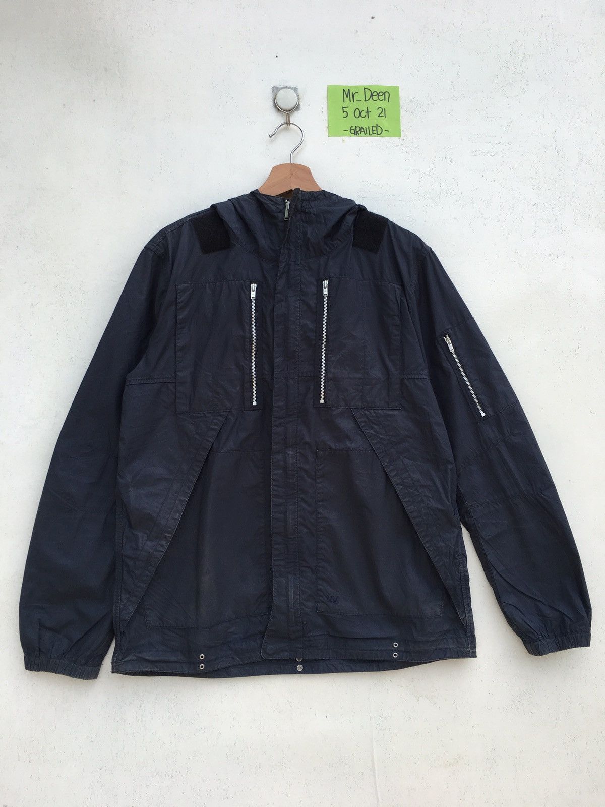 Jun Takahashi Rare Undercover Uniqlo UU Zip Up Jacket Size US M / EU 48-50 / 2 - 1 Thumbnail