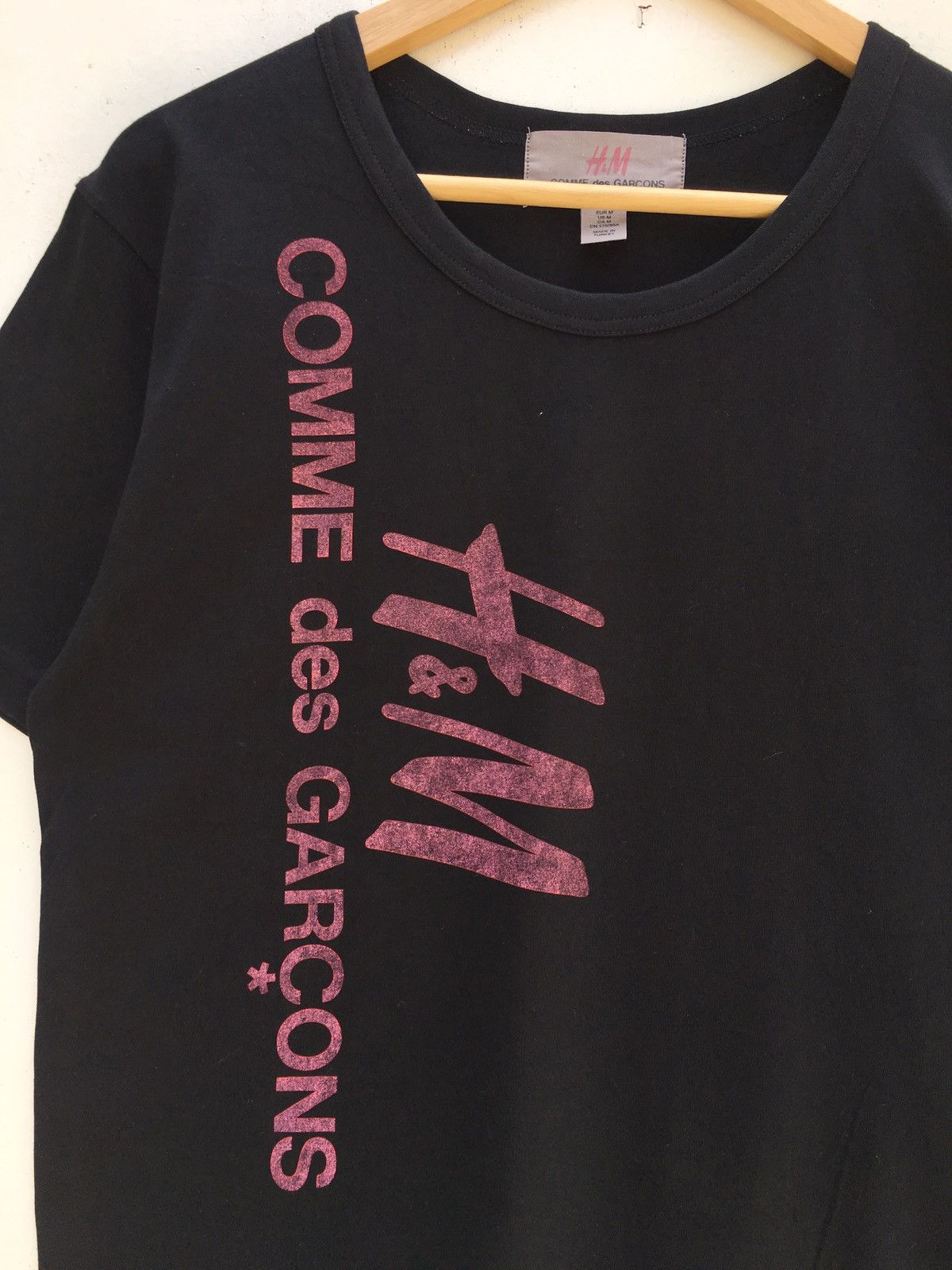 Comme des Garcons × H&M Rare SS08 Comme Des Garcons CDG x H&M Spellout Tshirt Size US M / EU 48-50 / 2 - 9 Thumbnail