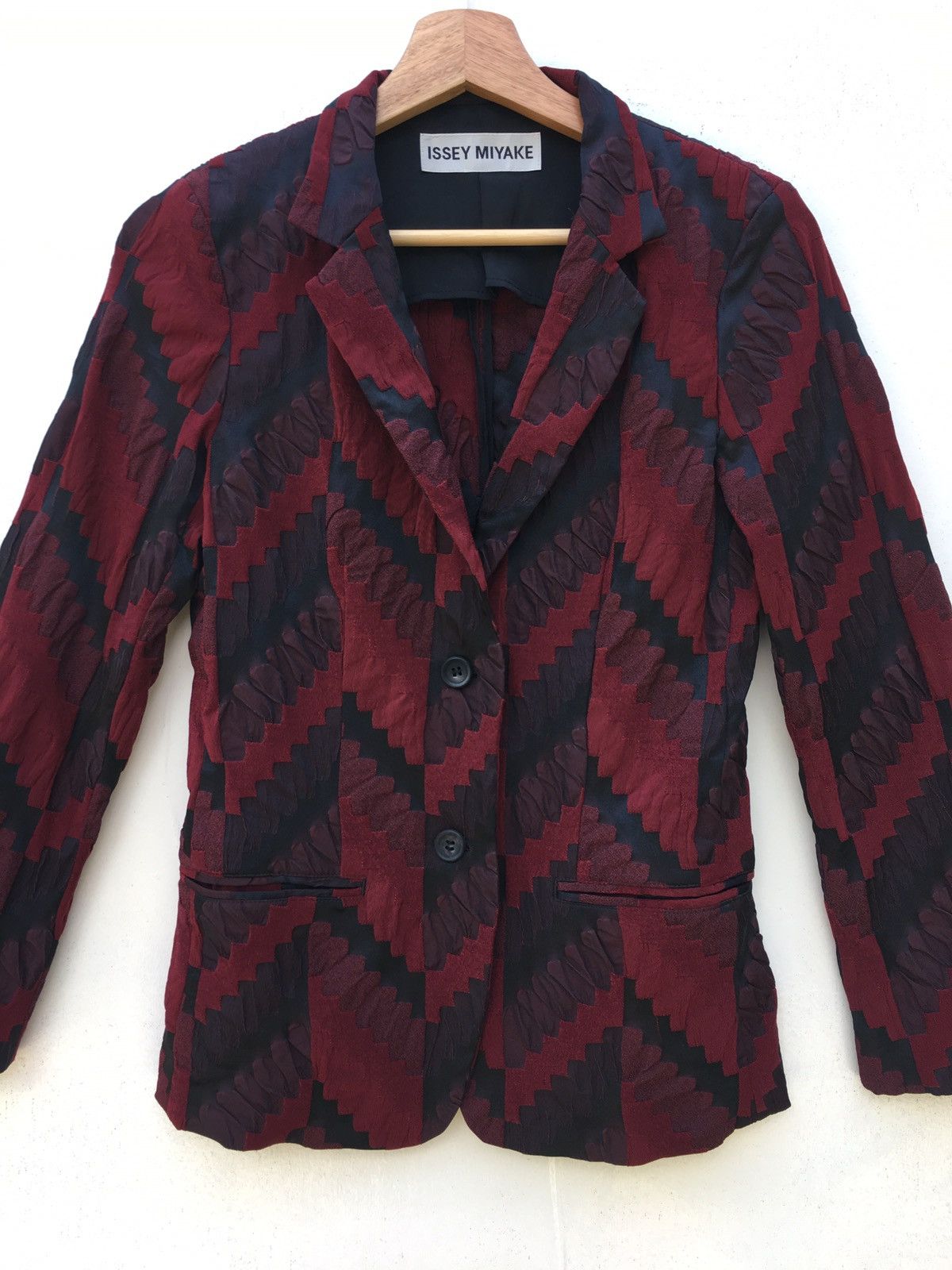 Issey Miyake Rare Issey Miyake Textured Blazer/ Jacket Size US S / EU 44-46 / 1 - 4 Thumbnail
