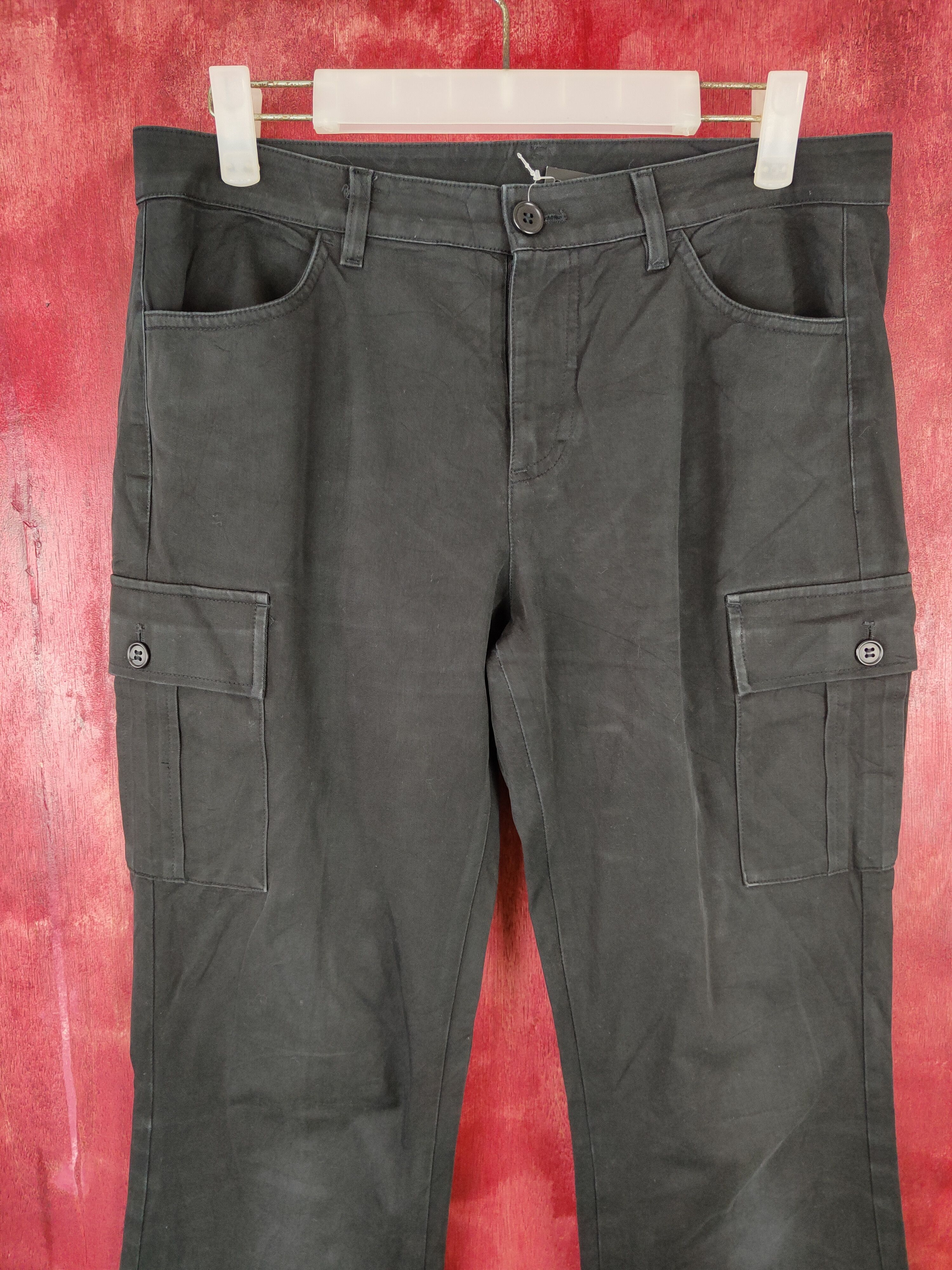 Japanese Brand × Uniqlo Uniqlo Black Multi Pocket Tactical Cargo Pants #4866 Size US 28 / EU 44 - 2 Thumbnail