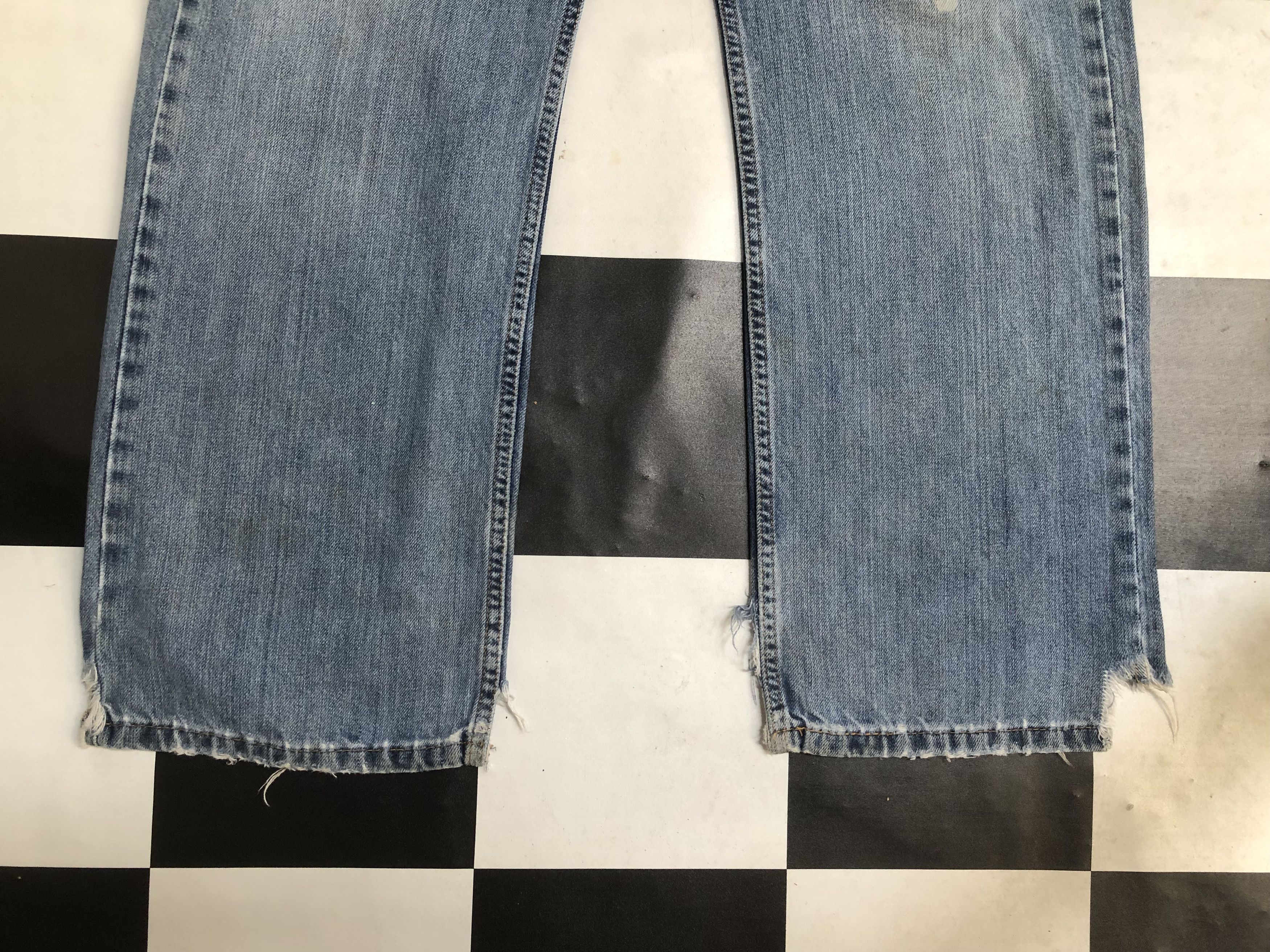 Levi's Vintage Levis 569 Distressed Jeans - L482 Size US 34 / EU 50 - 4 Thumbnail