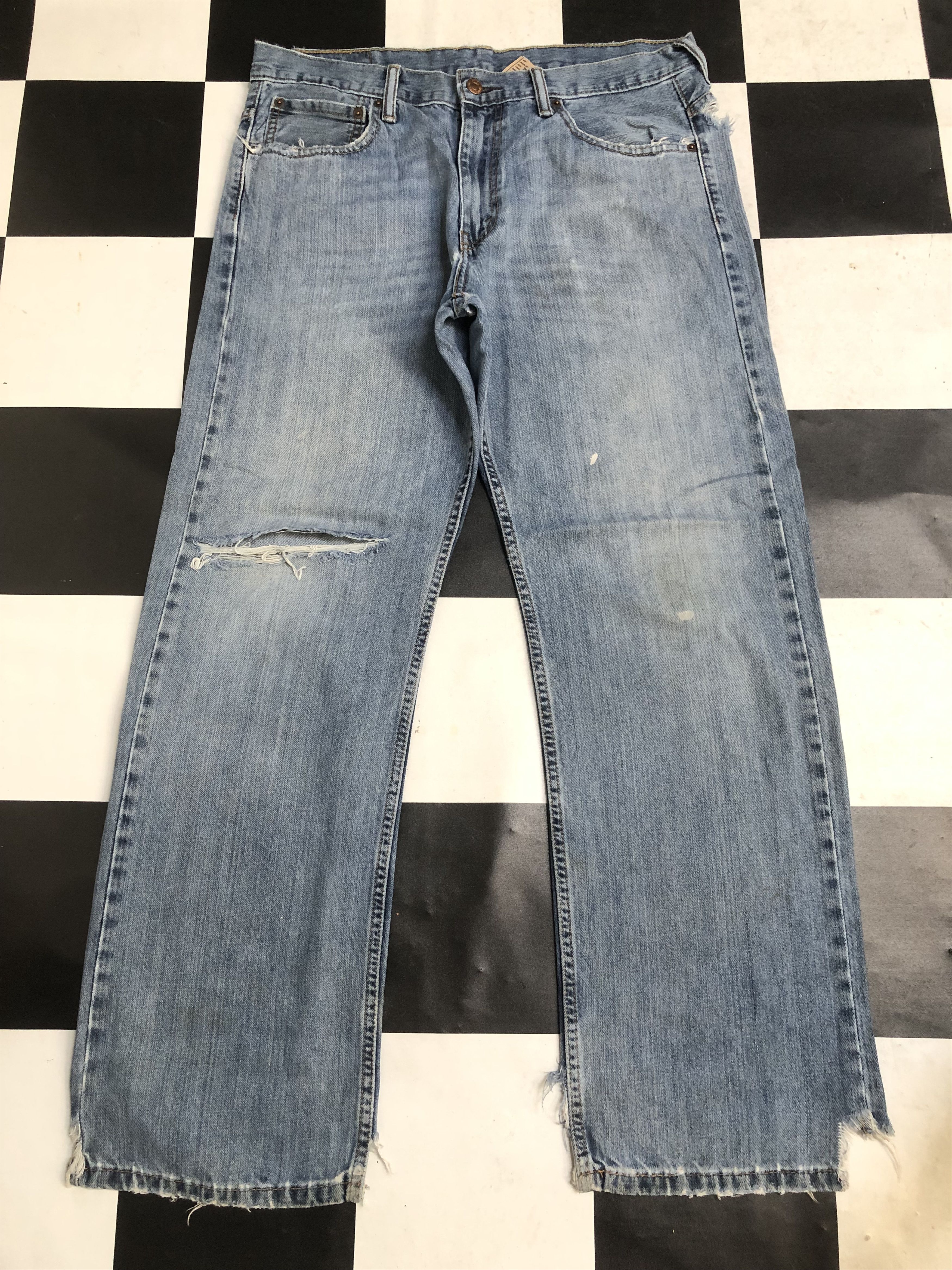 Levi's Vintage Levis 569 Distressed Jeans - L482 Size US 34 / EU 50 - 1 Thumbnail