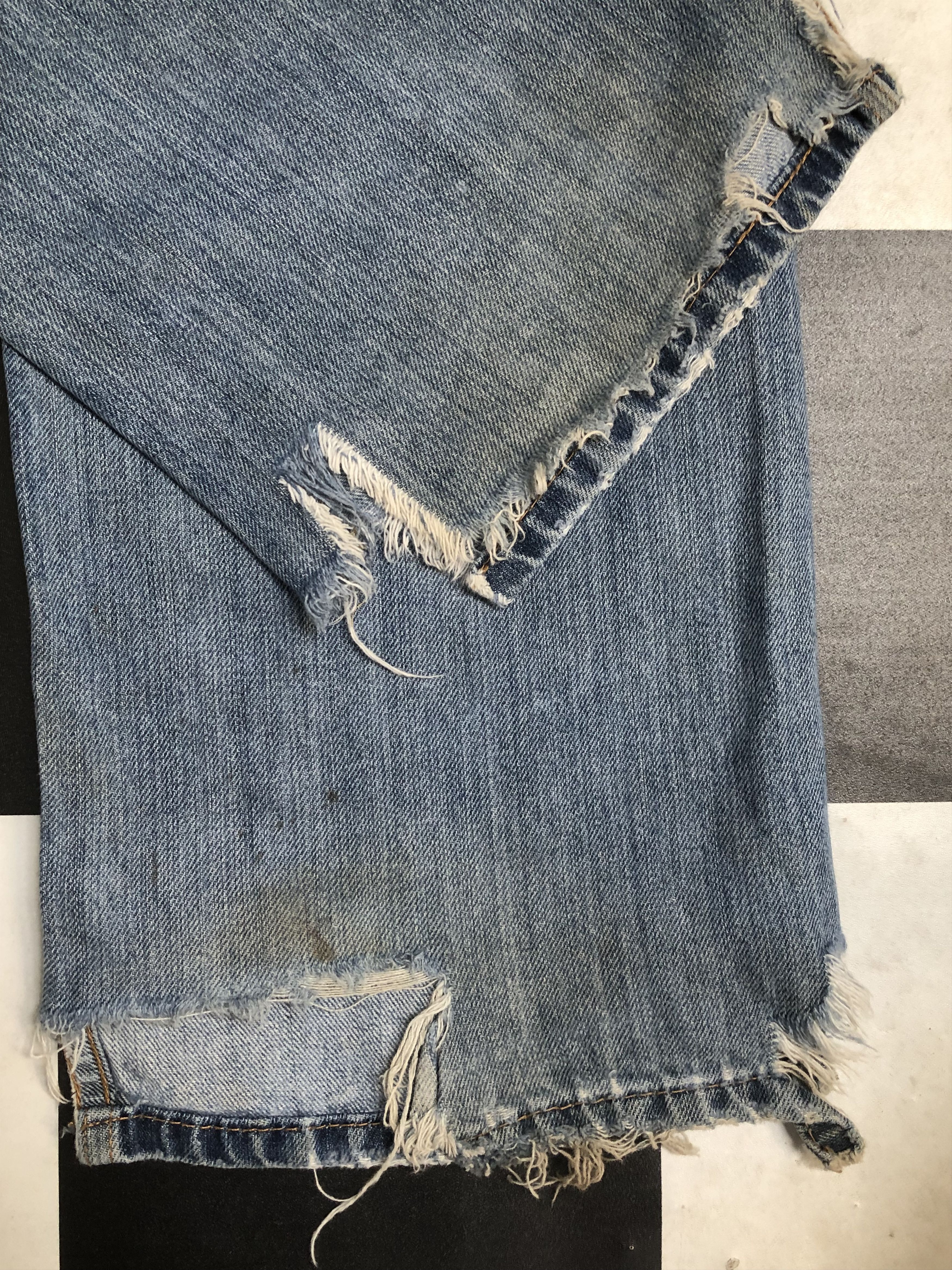 Levi's Vintage Levis 569 Distressed Jeans - L482 Size US 34 / EU 50 - 14 Thumbnail