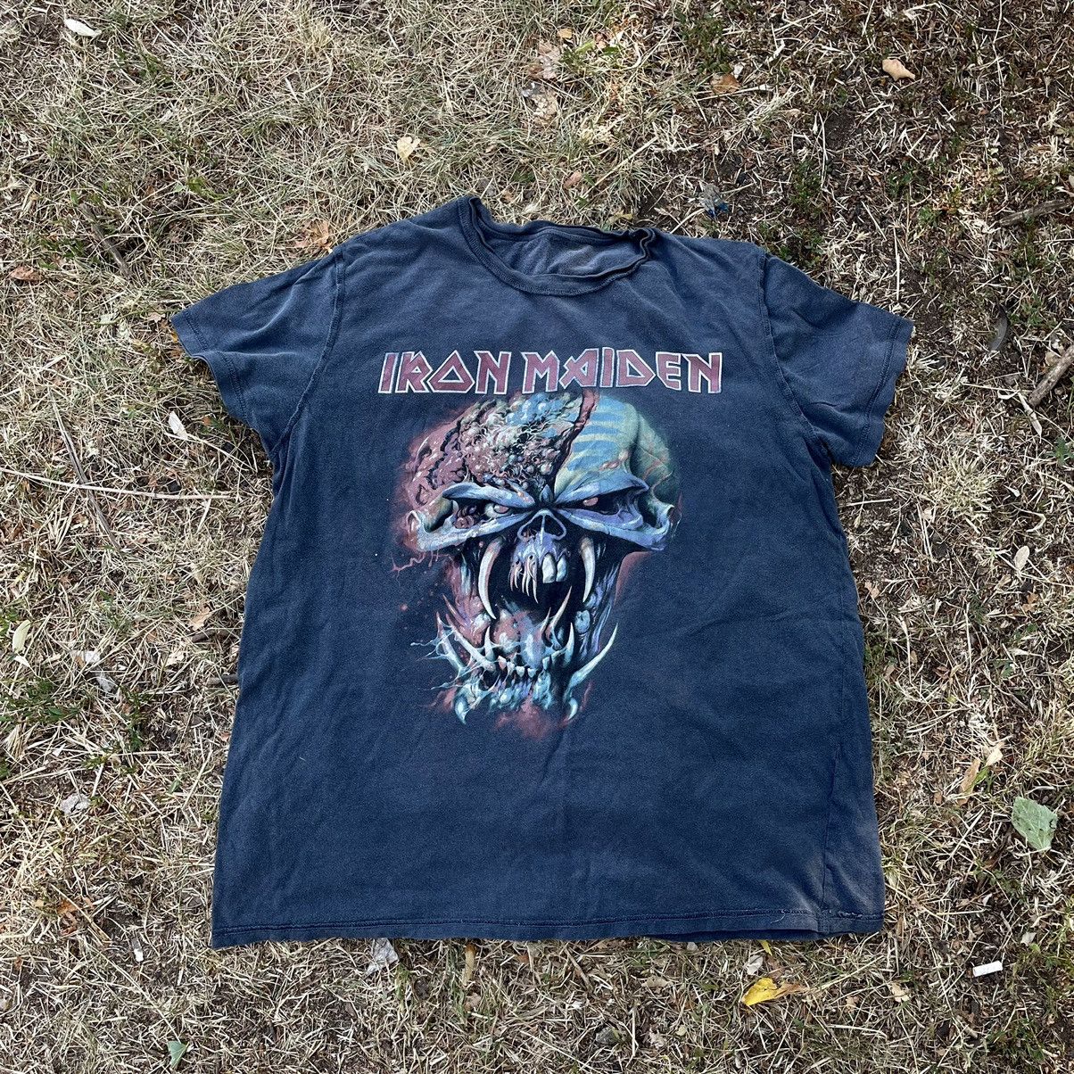 Vintage Vintage Iron Maiden Band Tee Sun Faded Graphic Punk Baggy M Size US M / EU 48-50 / 2 - 1 Thumbnail