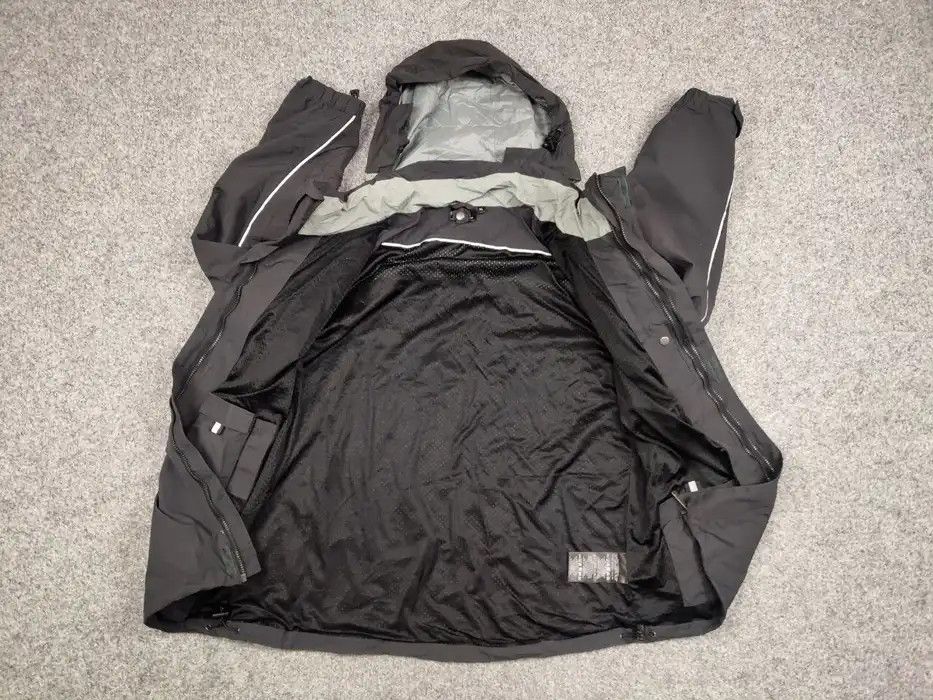 Mercedes-Benz Vintage 90's Mercedes-Benz Nylon Gray Logo Hooded Jacket Size US XL / EU 56 / 4 - 8 Thumbnail