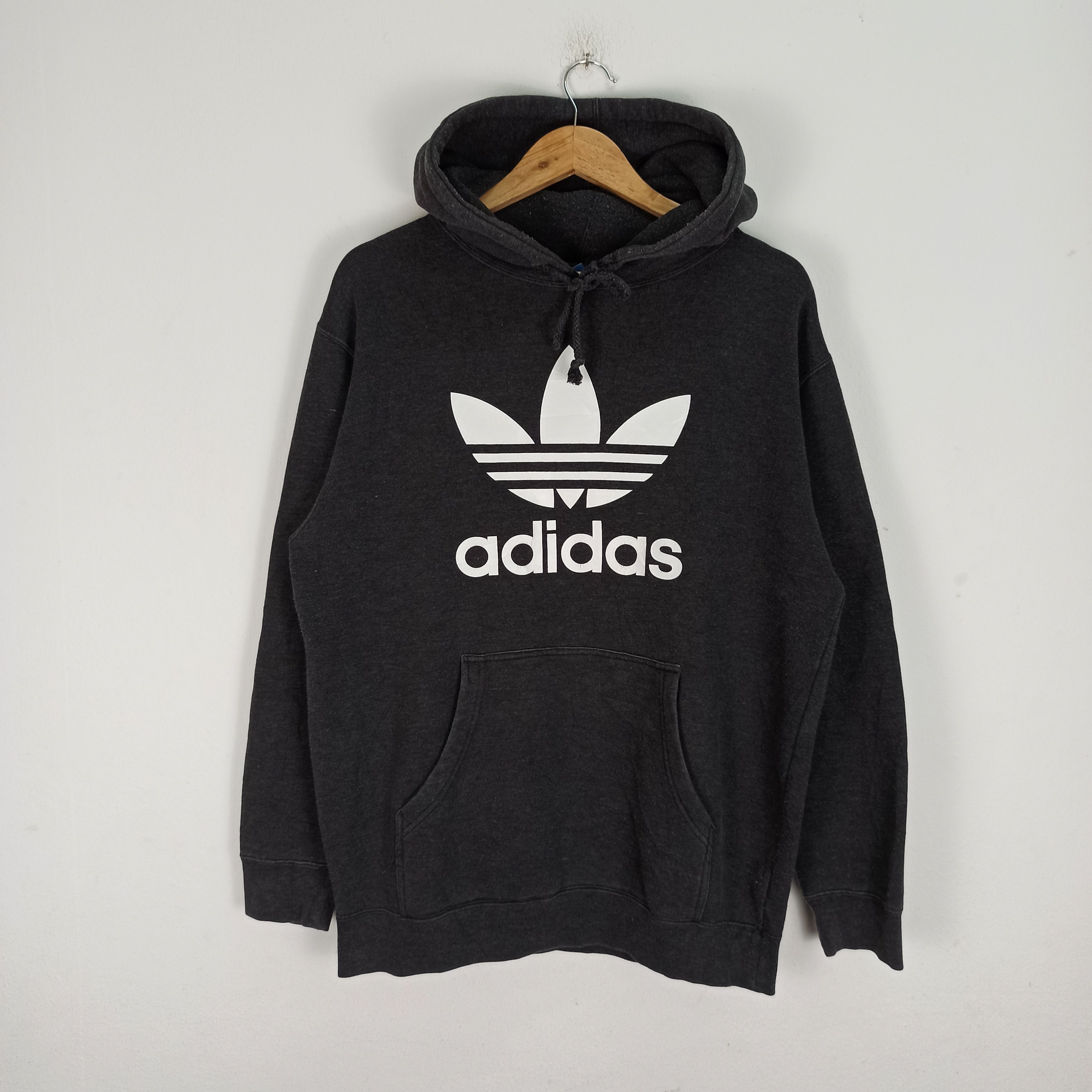 🔥STEALS🔥 Rare Adidas Big Logo Hoodie Sweatshirt