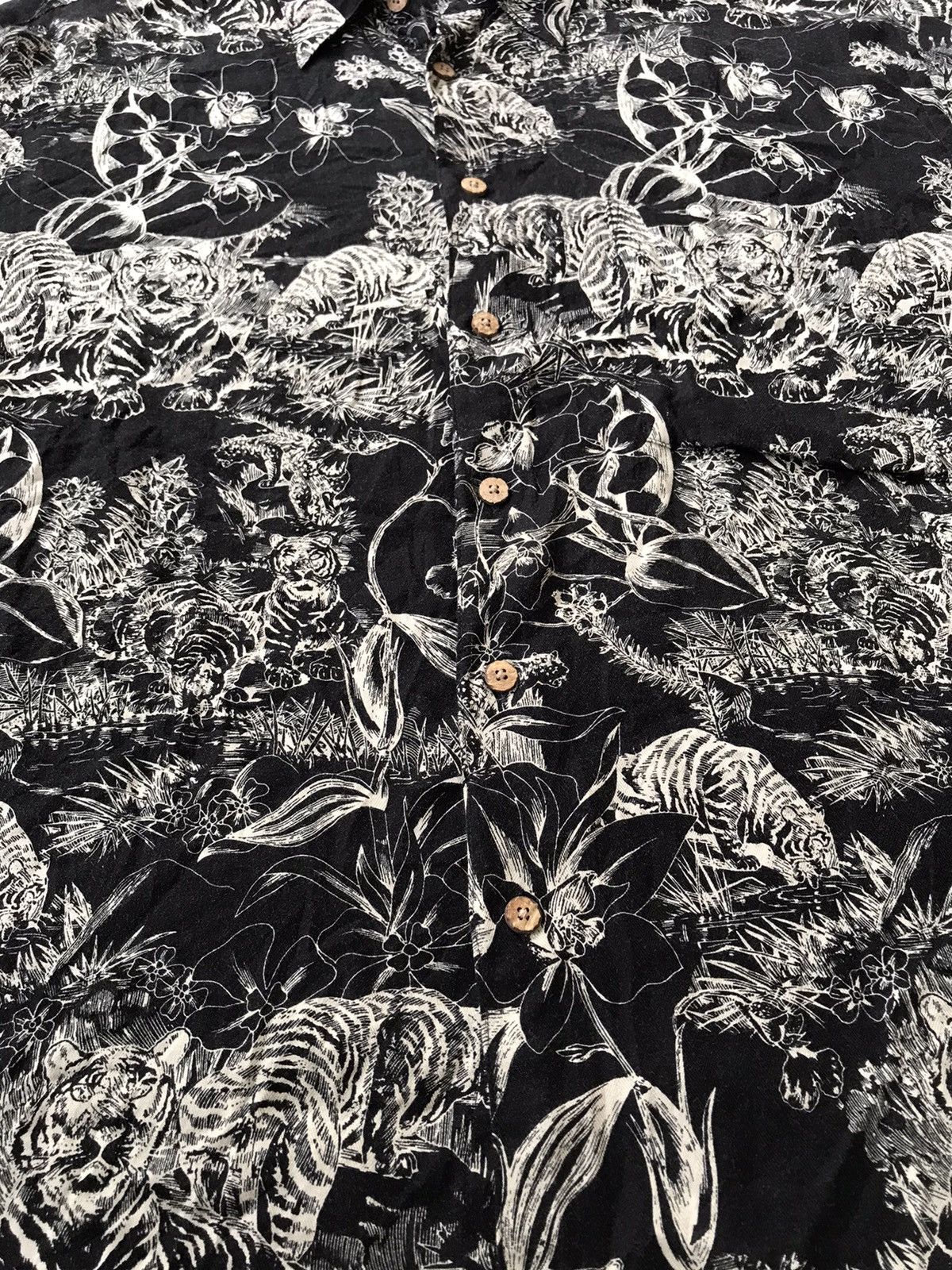 Roundtree & Yorke × Vintage 💥Final Drop💥Vintage Roundtree&Yorke Overprint Tiger Size US XL / EU 56 / 4 - 4 Thumbnail