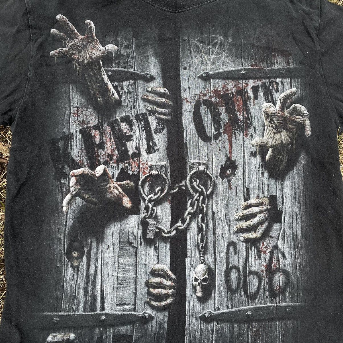 Band Tees Vintage 90s 666 Skulls Sexy Vamp Dead Face Horror Tee 90s Size US L / EU 52-54 / 3 - 4 Thumbnail