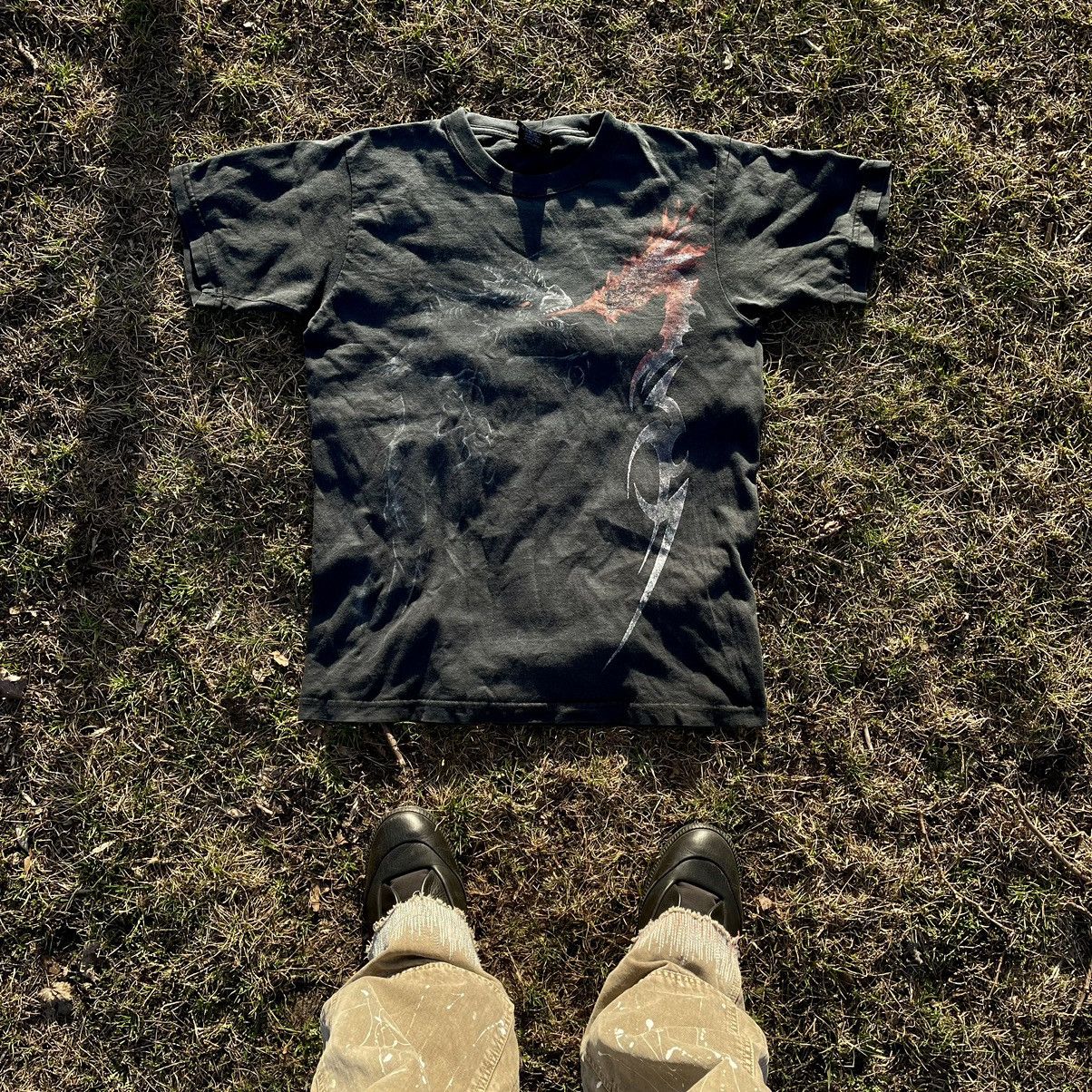 Vintage Vintage 90s Sun Faded Graphic Tee Grunge Thrashed Black L Size US L / EU 52-54 / 3 - 1 Thumbnail