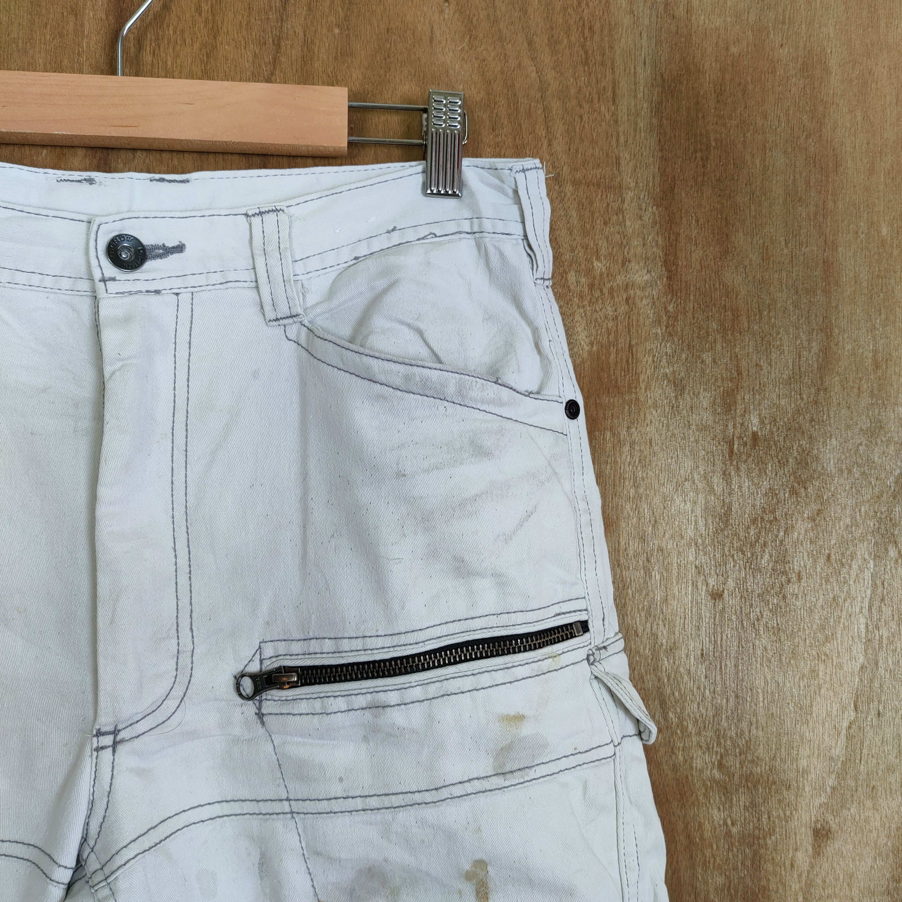 Japanese Brand DG WHITE FADED/ STAIN/ WORKWEAR CARGO PANTS Size US 30 / EU 46 - 15 Thumbnail
