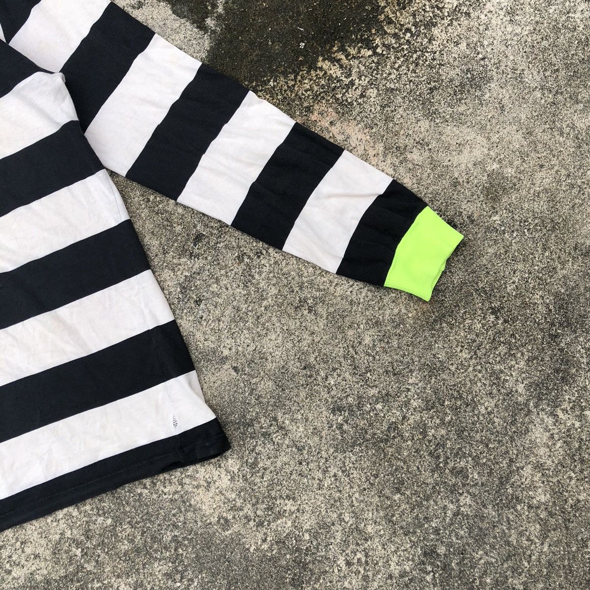 A.P.C. × Japanese Brand × Vintage Rare Vintage A.P.C Stripes Seditionaries Punk Styles Tee Size US XS / EU 42 / 0 - 6 Thumbnail