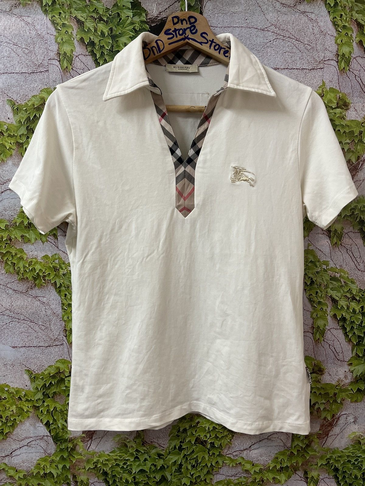 Burberry VINTAGE BURBERRY PLAID NOTCH NECK POLO SHIRT VERY RARE Size M / US 6-8 / IT 42-44 - 1 Thumbnail