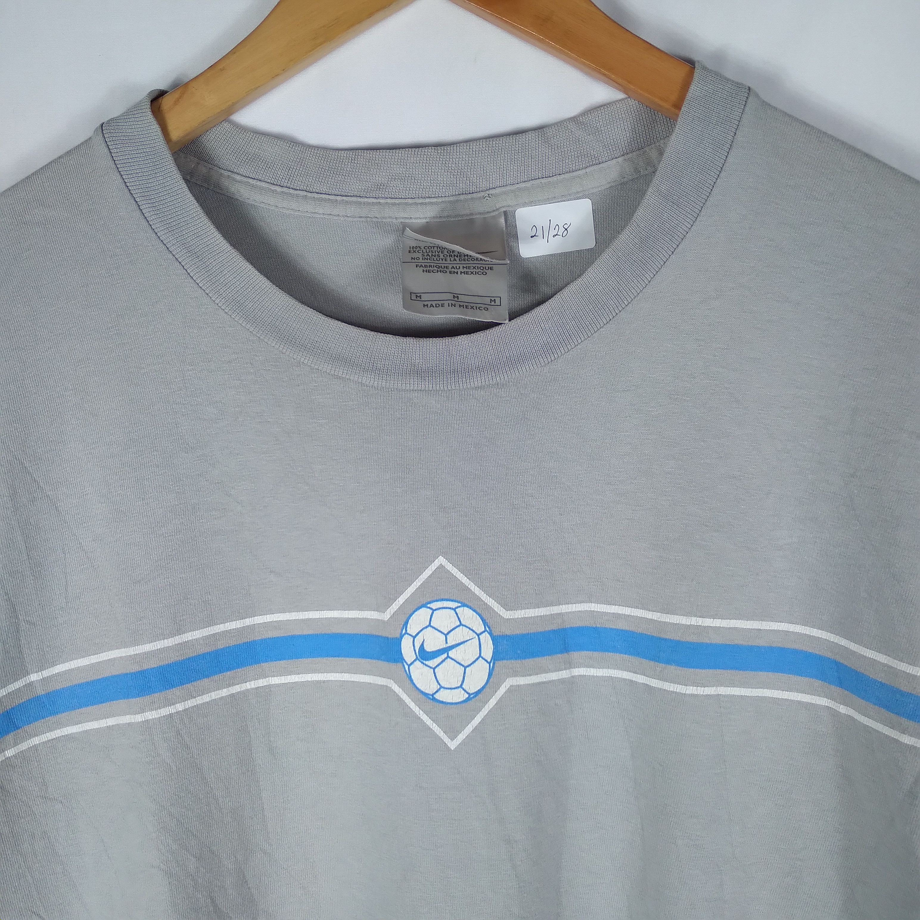 Nike × Vintage Vintage Nike Small Centre Swoosh In Football Style Stripes Size US L / EU 52-54 / 3 - 2 Thumbnail