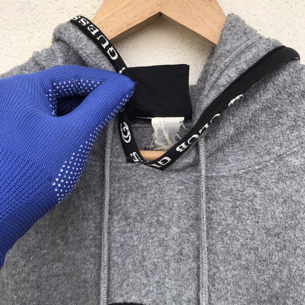 Guess × Vintage Rare Vintage 90s Guess club big logo fleece hoodie hiphop Size US L / EU 52-54 / 3 - 13 Thumbnail