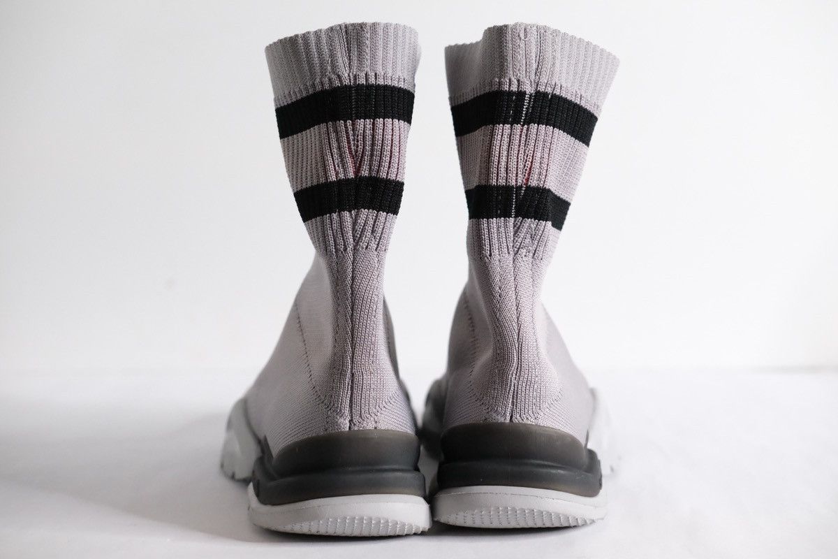 Reebok × Vetements VETEMENTS x Reebok Sock Runner High Grey Size US 6 / EU 39 - 3 Thumbnail