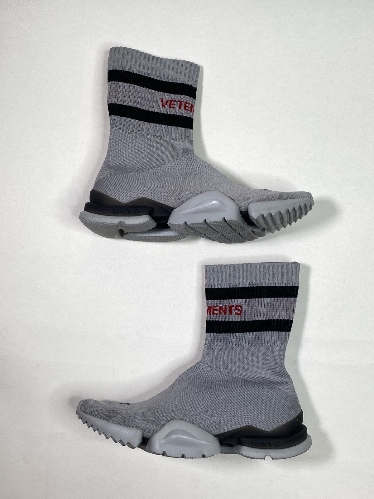Reebok × Vetements VETEMENTS x Reebok Sock Runner High Grey Size US 6 / EU 39 - 12 Thumbnail