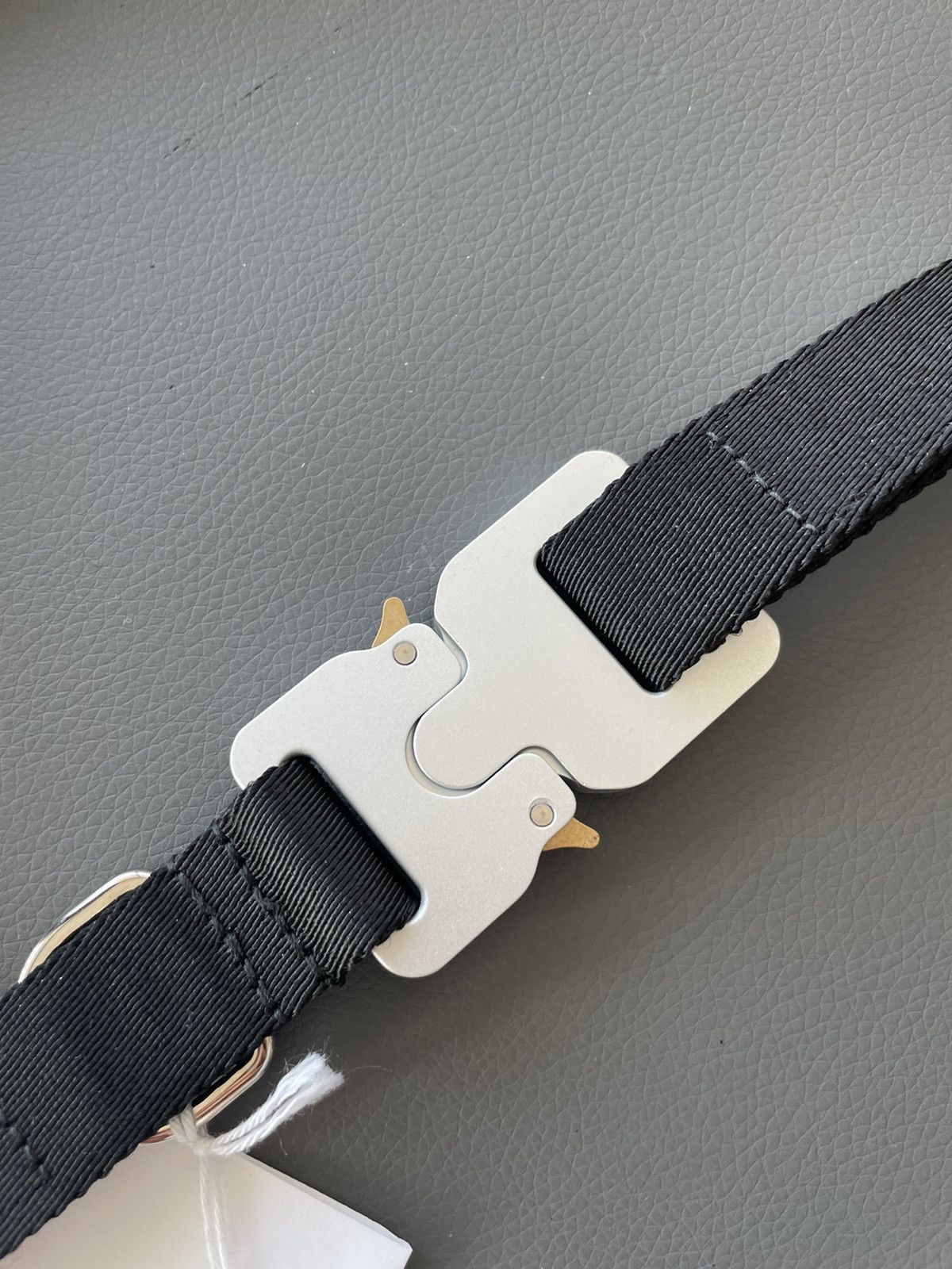 Alyx × Dior Extremely Limited Sold Out Brand NEW Runway Dior x ALYX Belt Size 32 - 13 Thumbnail
