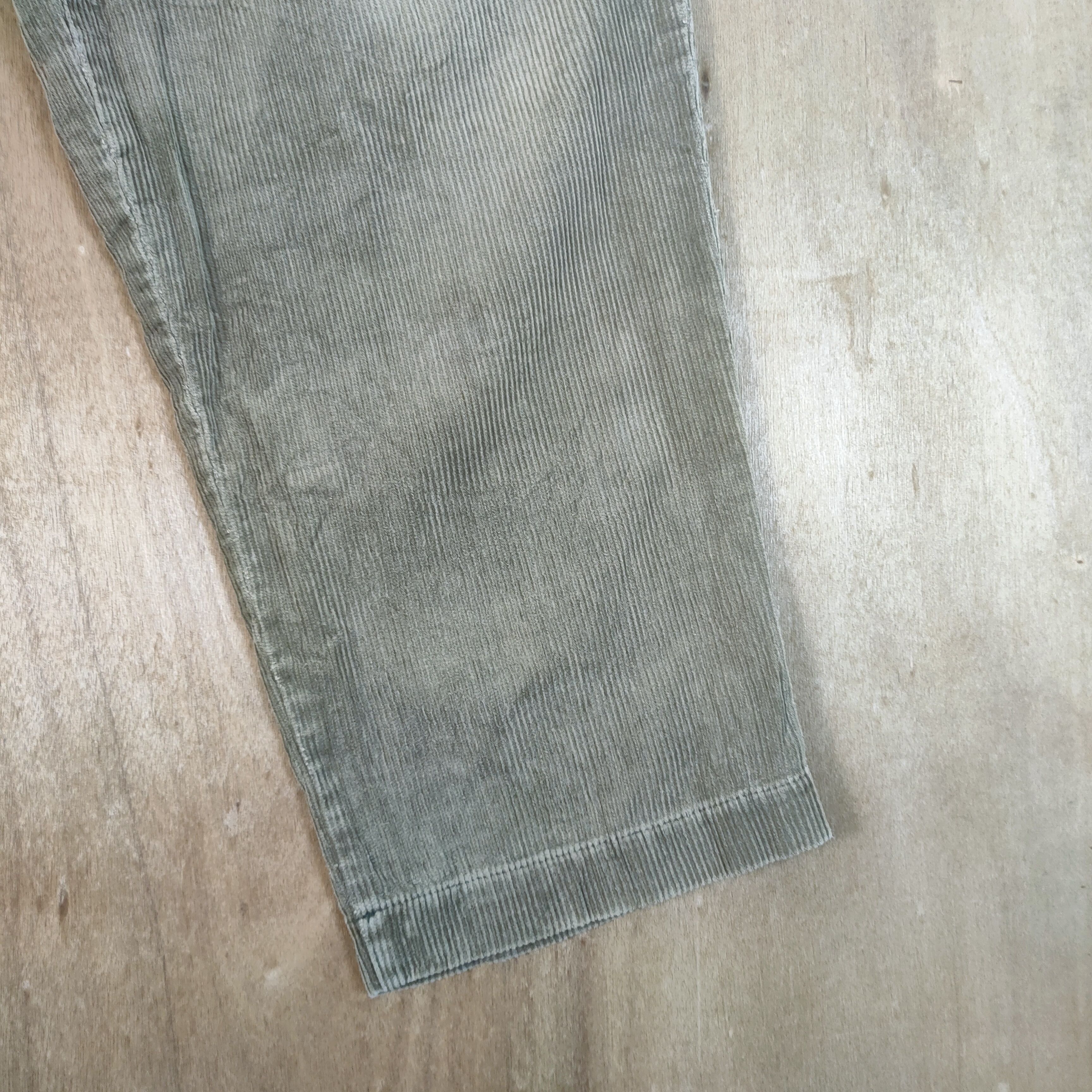 Japanese Brand JAPANESE BRAND SPRING WAIST FADED CORDUROY BAGGY PANTS Size US 38 / EU 54 - 6 Thumbnail