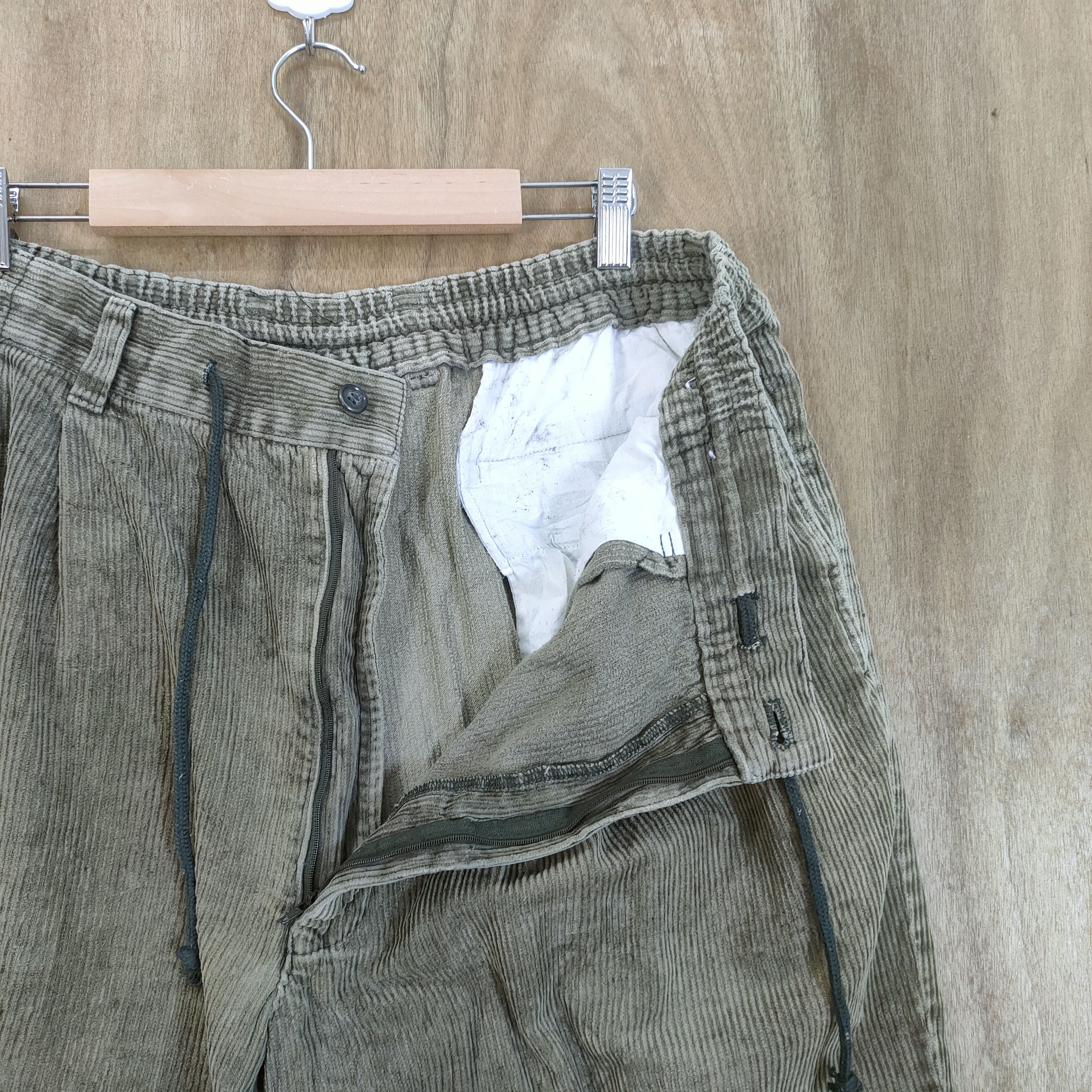 Japanese Brand JAPANESE BRAND SPRING WAIST FADED CORDUROY BAGGY PANTS Size US 38 / EU 54 - 11 Thumbnail